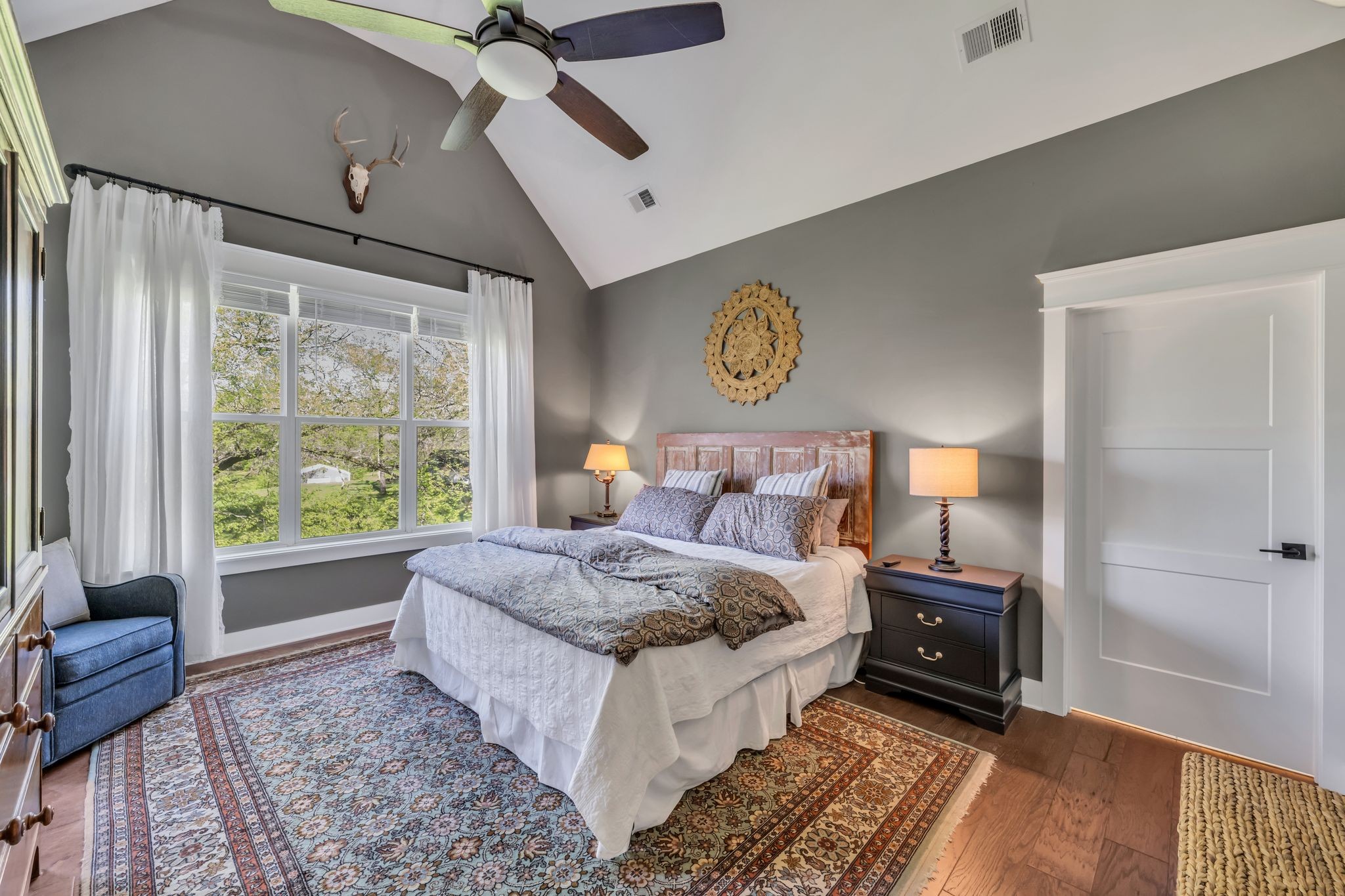 9064 Old Charlotte Pike