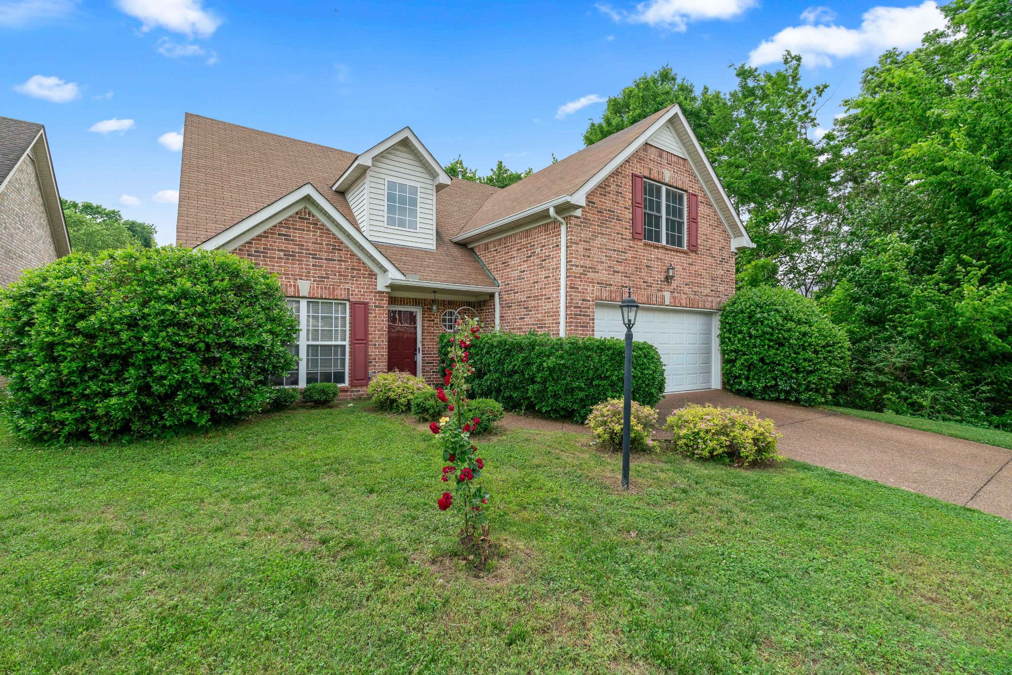 1404 S Glenleigh Ct