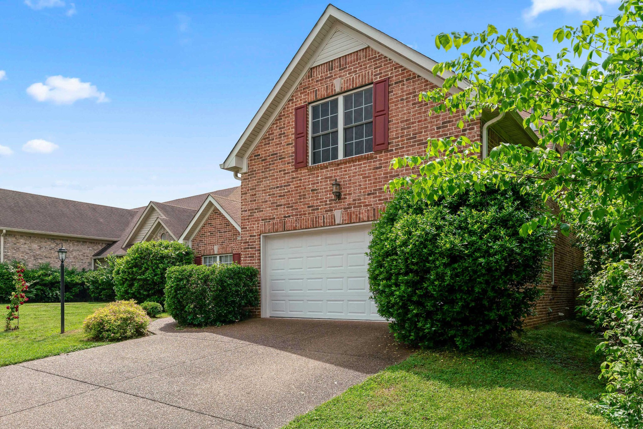 1404 S Glenleigh Ct
