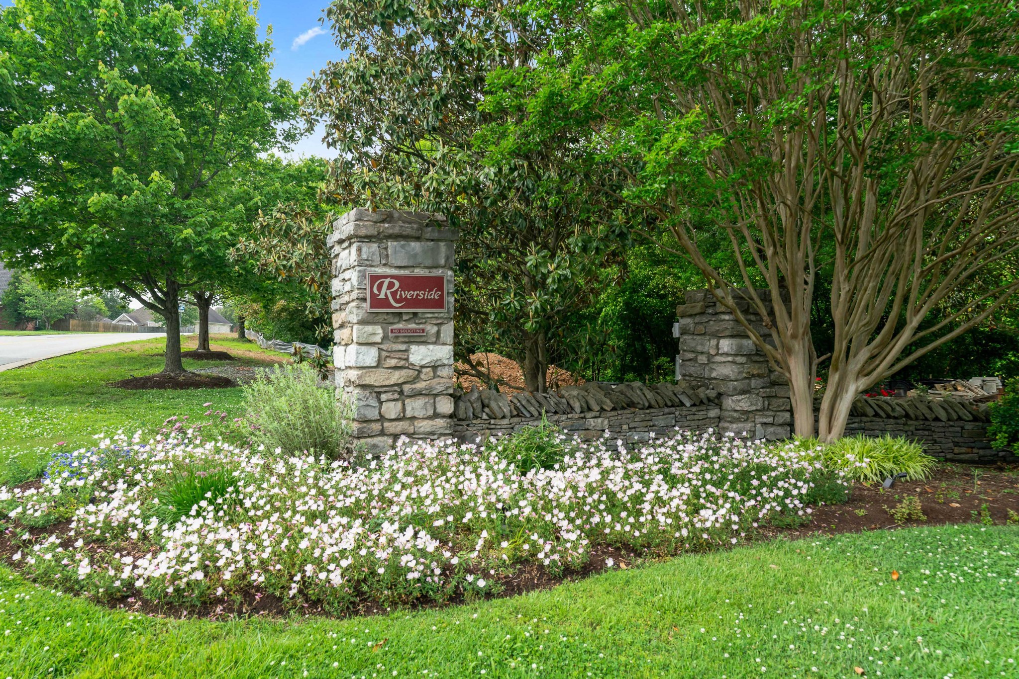 1404 S Glenleigh Ct