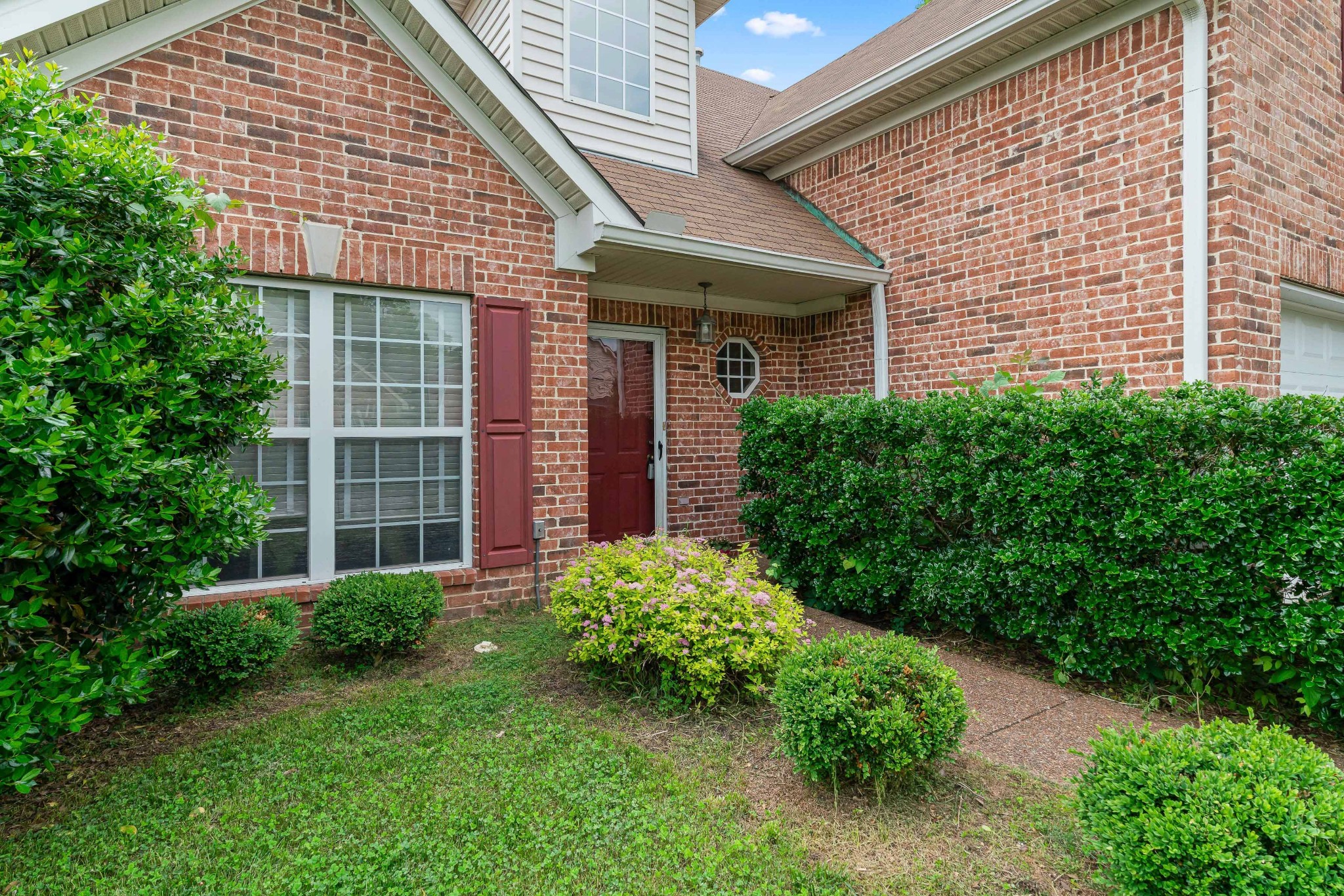 1404 S Glenleigh Ct