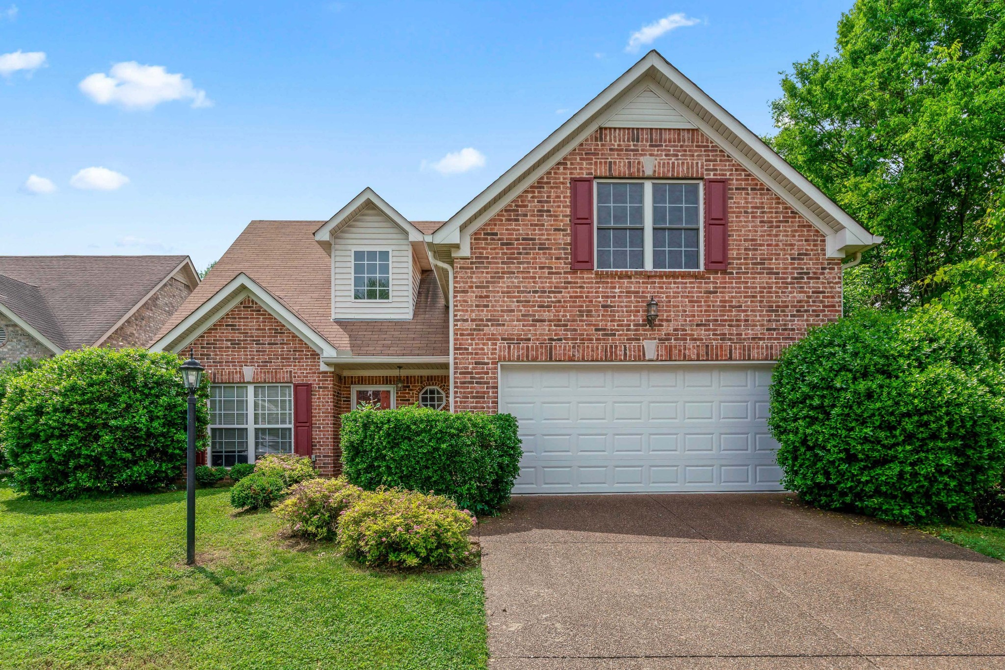 1404 S Glenleigh Ct