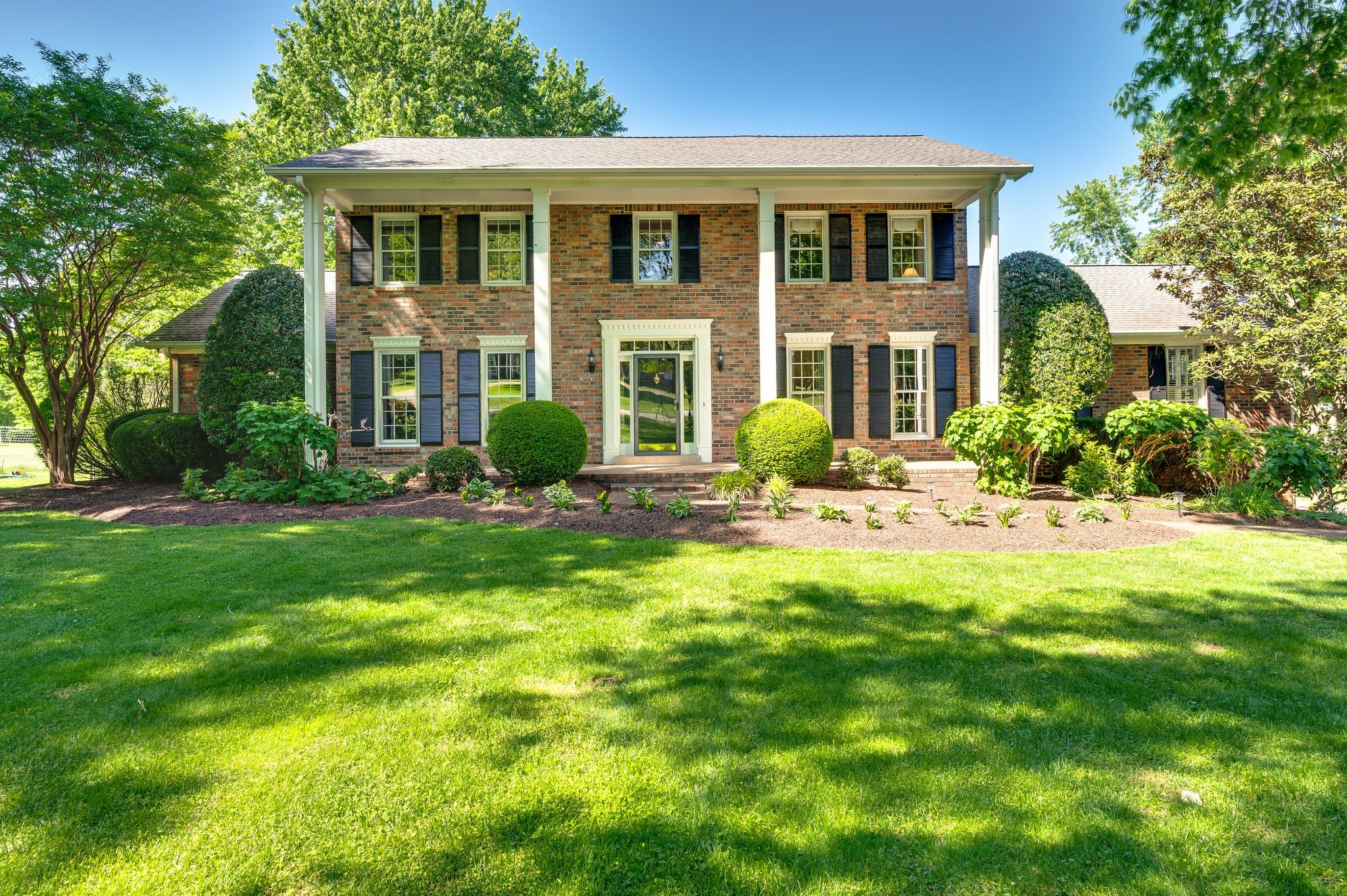 9226 Fox Run Dr