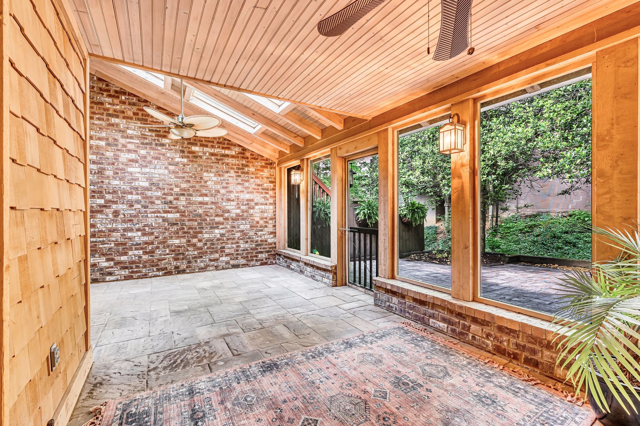 129 Holly Forest