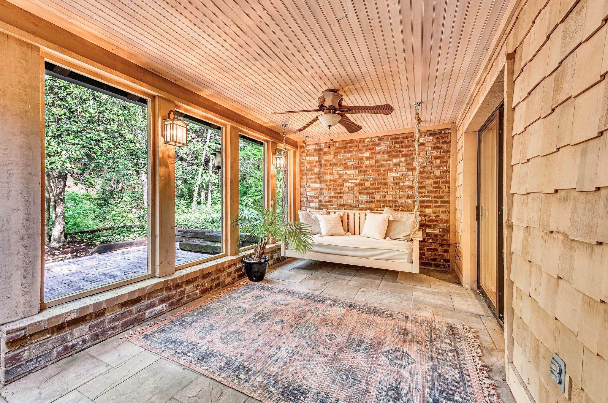 129 Holly Forest