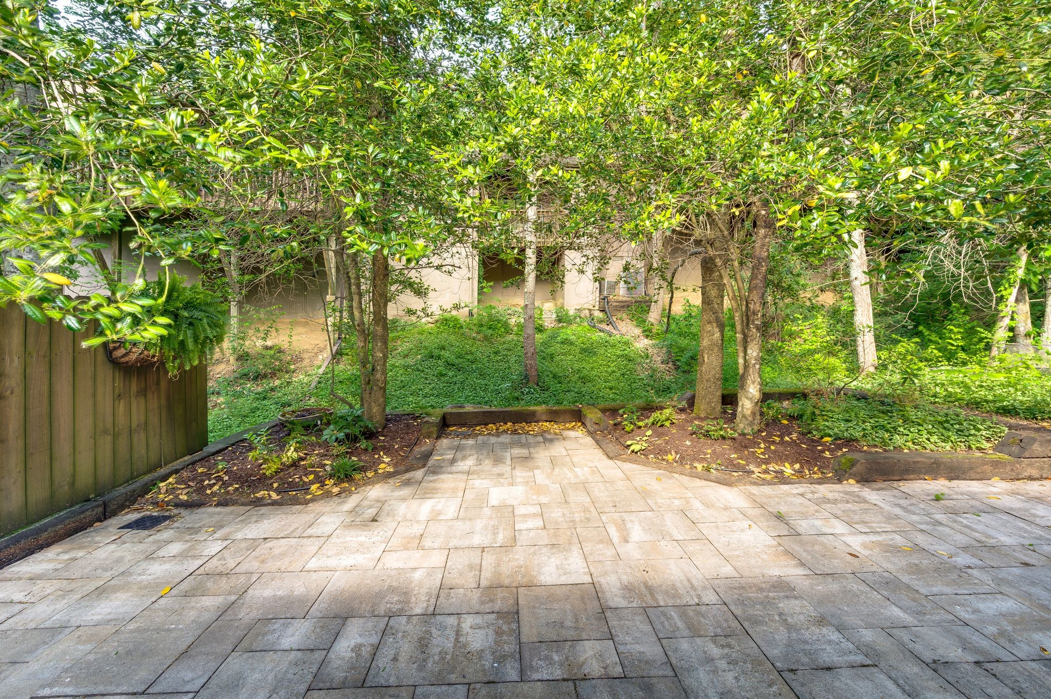 129 Holly Forest