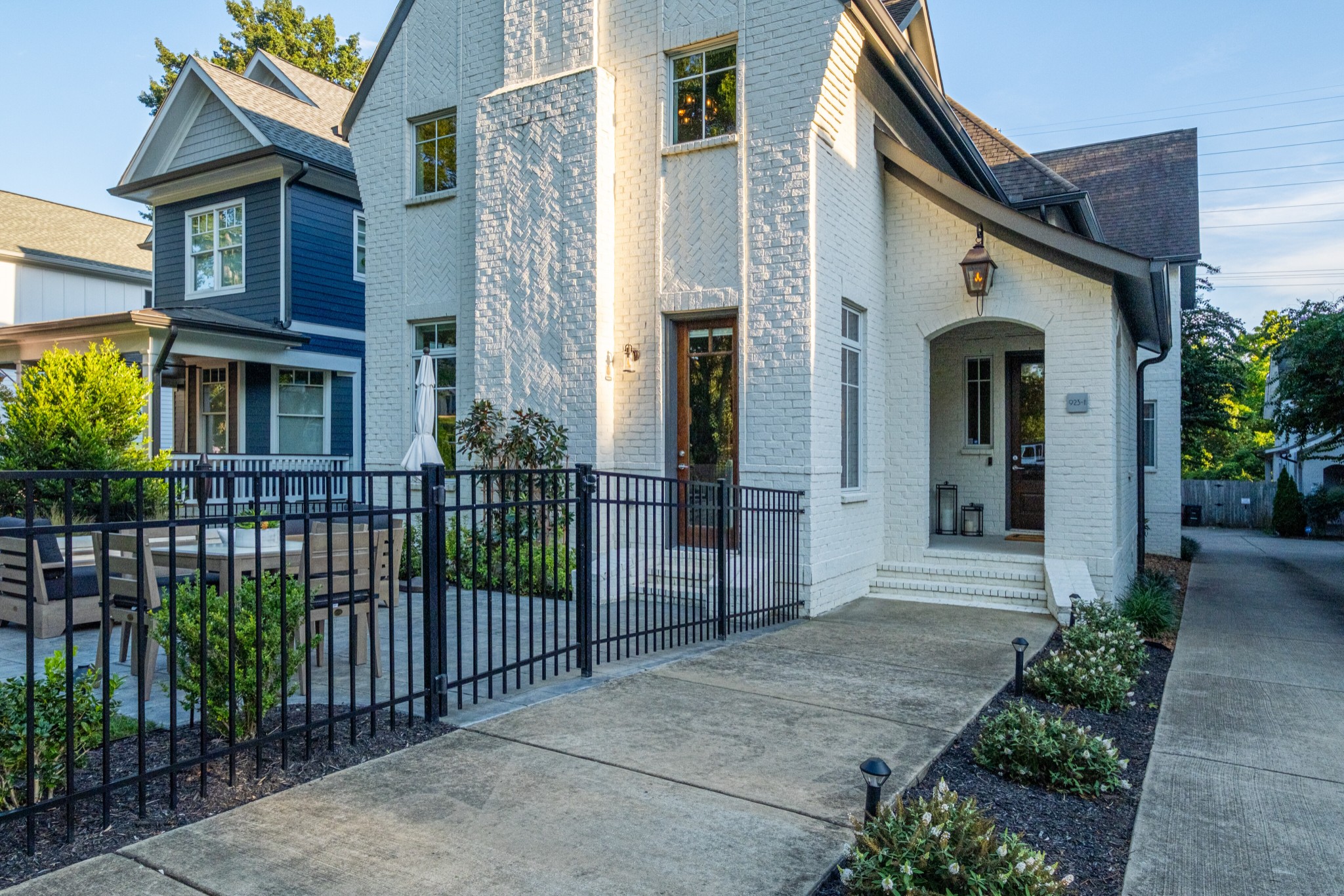 923A Gale Ln