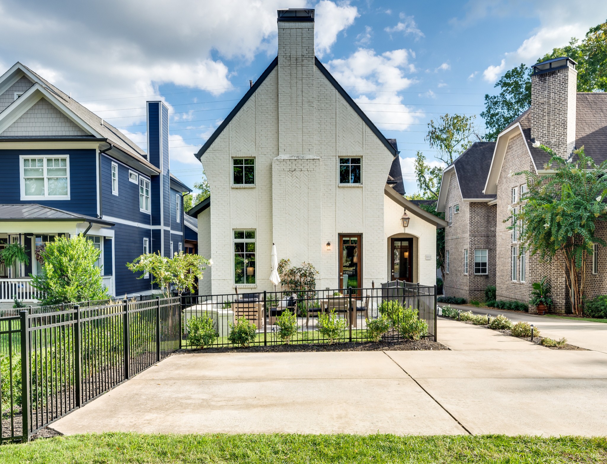 923A Gale Ln