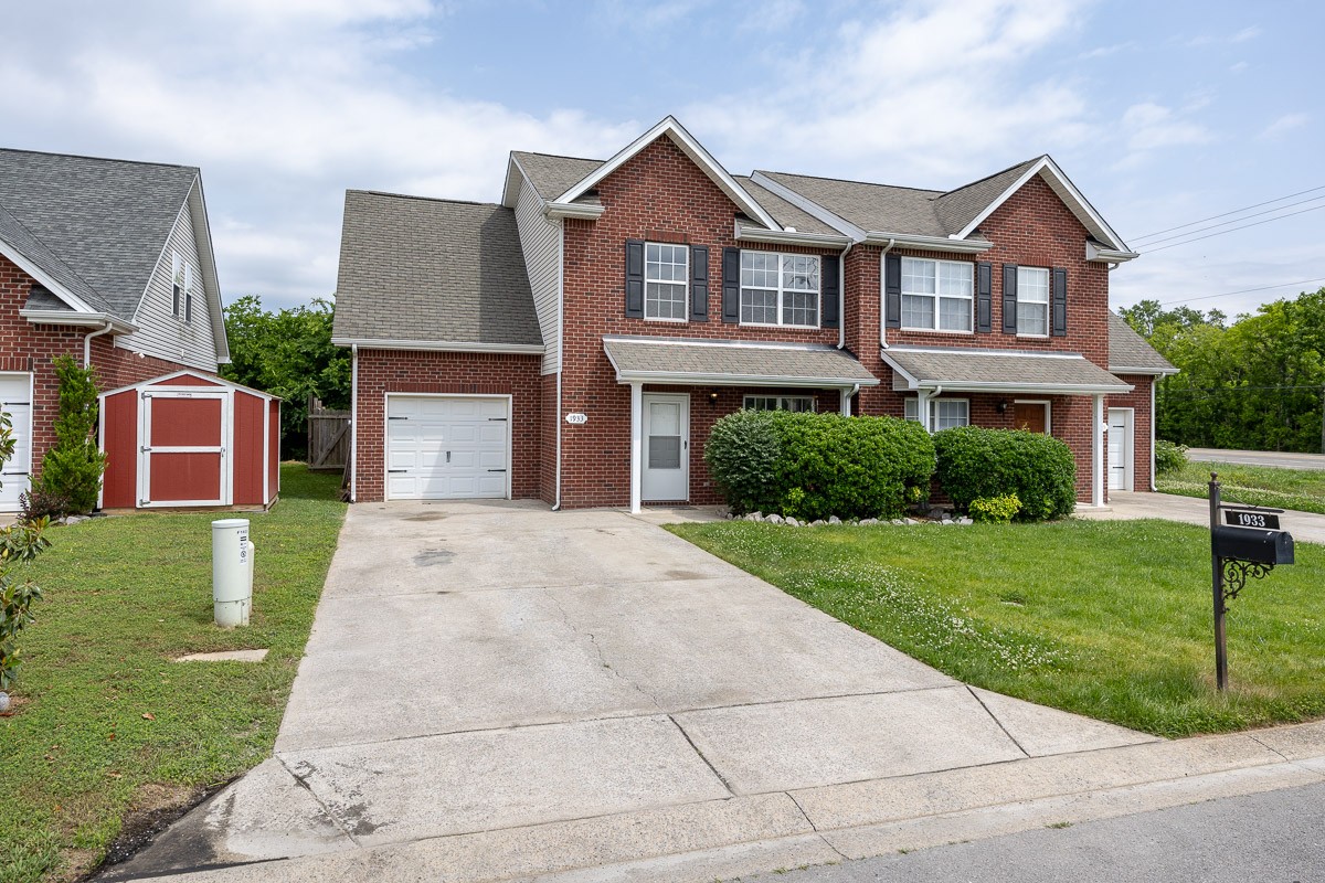 1933 Warmingfield Dr