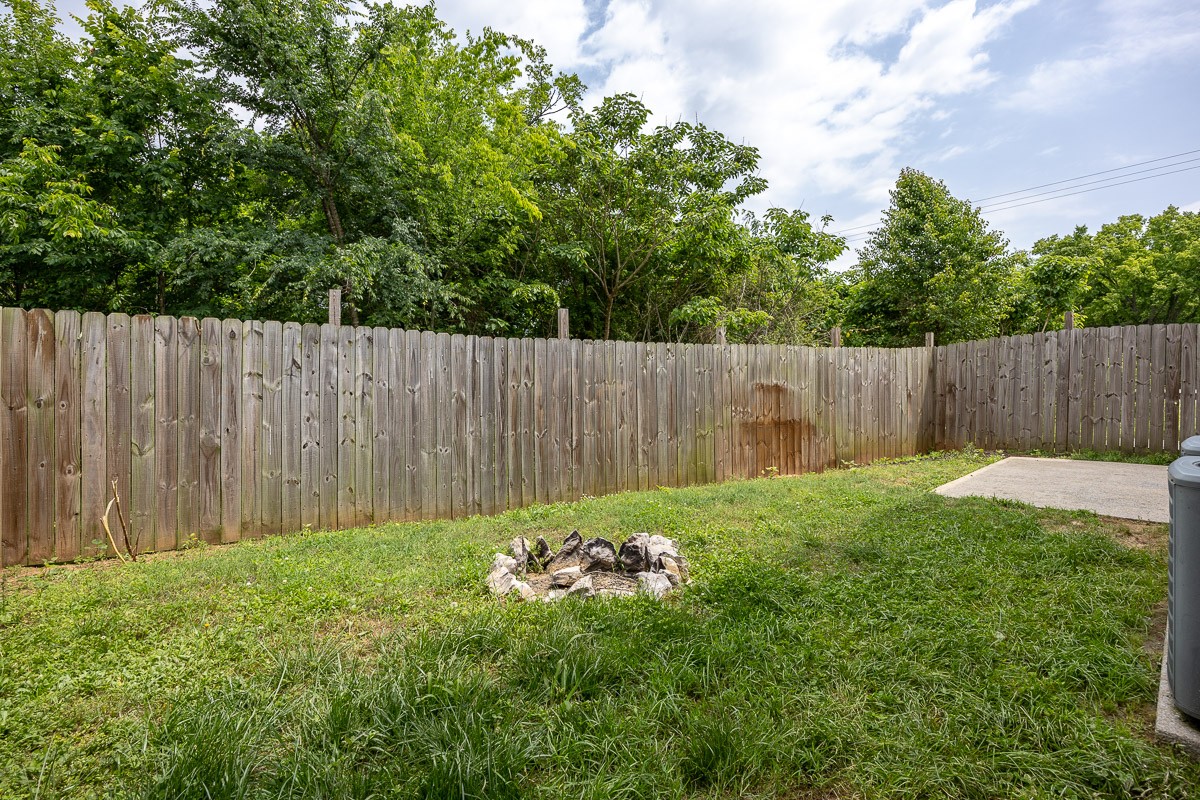 1933 Warmingfield Dr