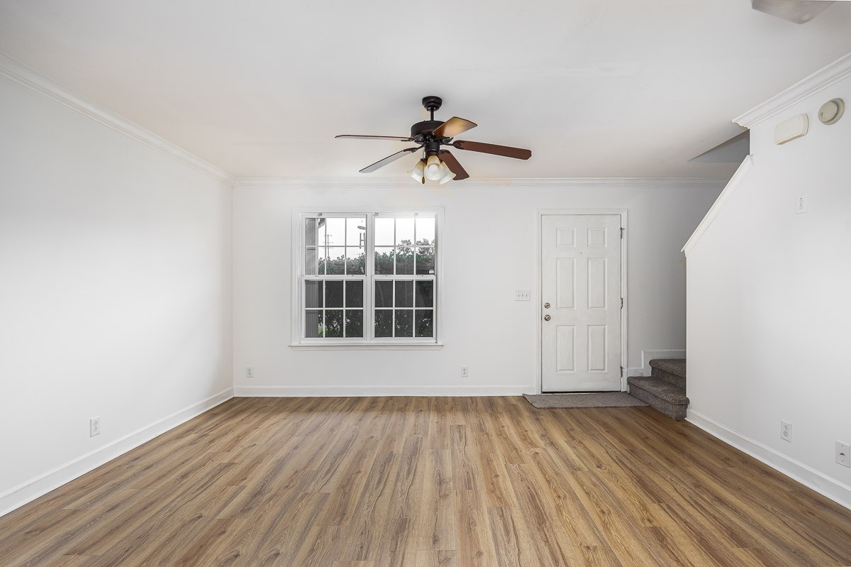 1933 Warmingfield Dr