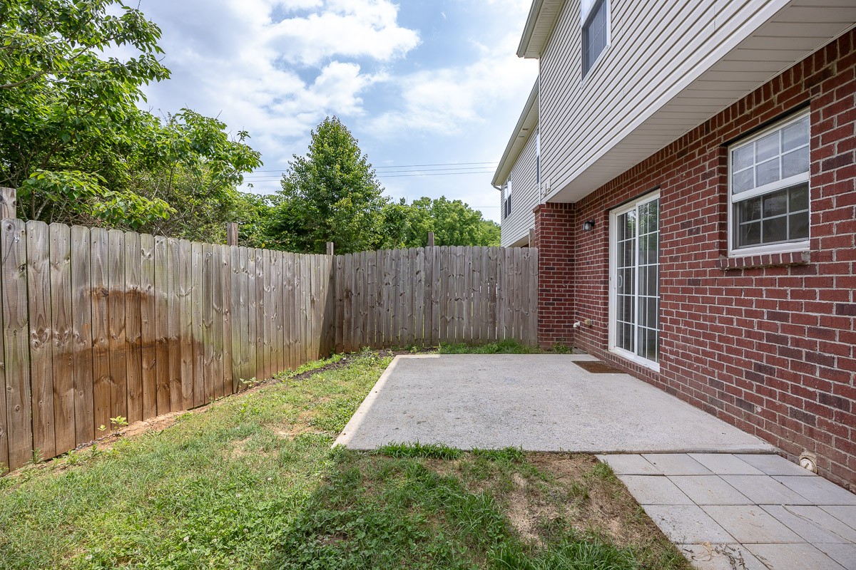 1933 Warmingfield Dr