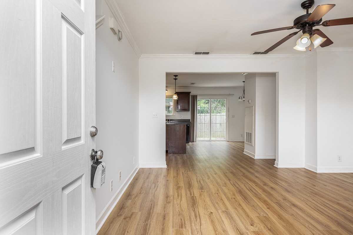 1933 Warmingfield Dr