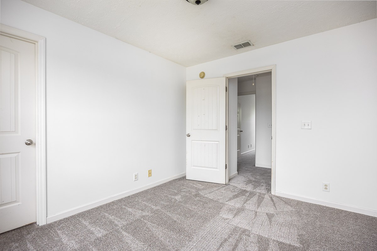 1933 Warmingfield Dr