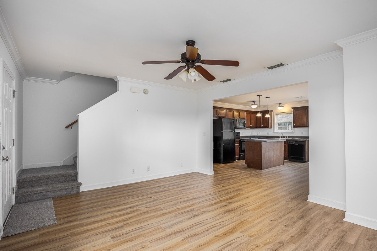 1933 Warmingfield Dr