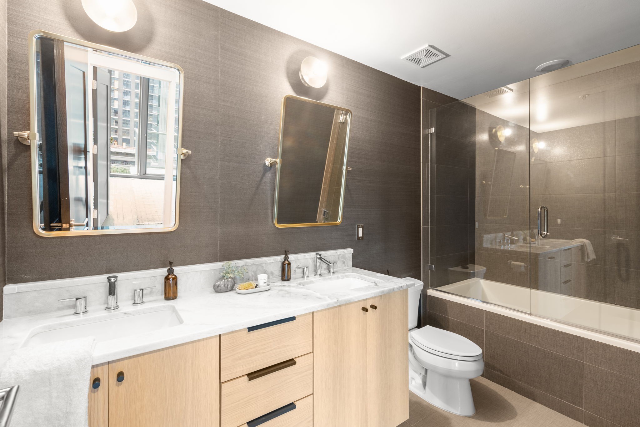 1212 Laurel St Unit: 1004