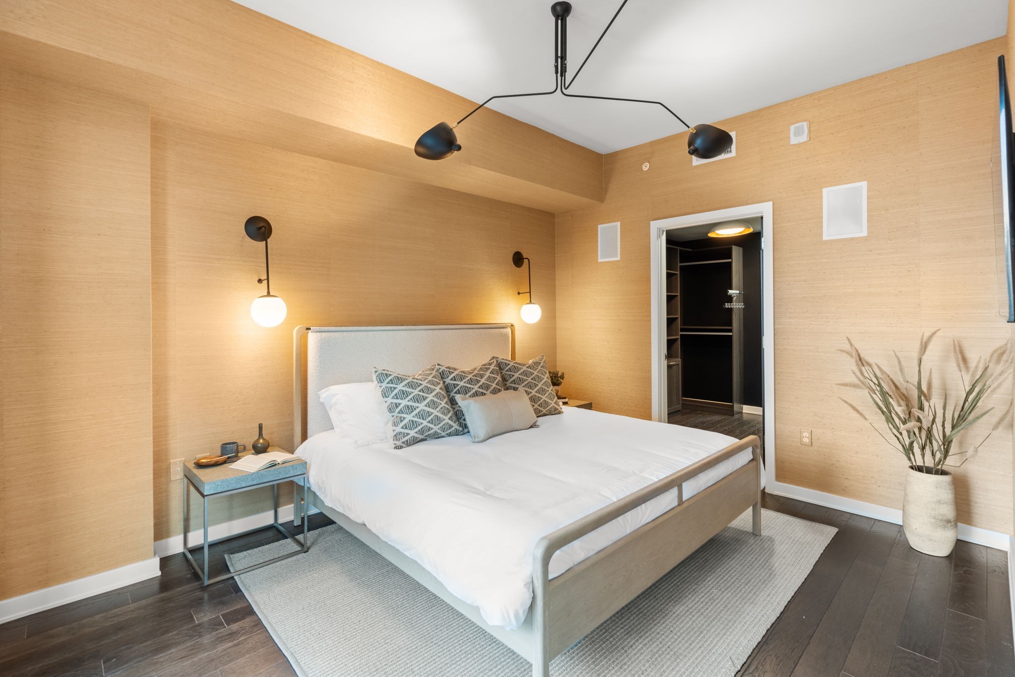 1212 Laurel St Unit: 1004