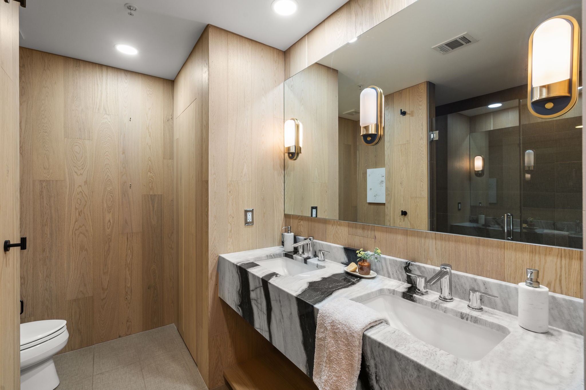 1212 Laurel St Unit: 1004