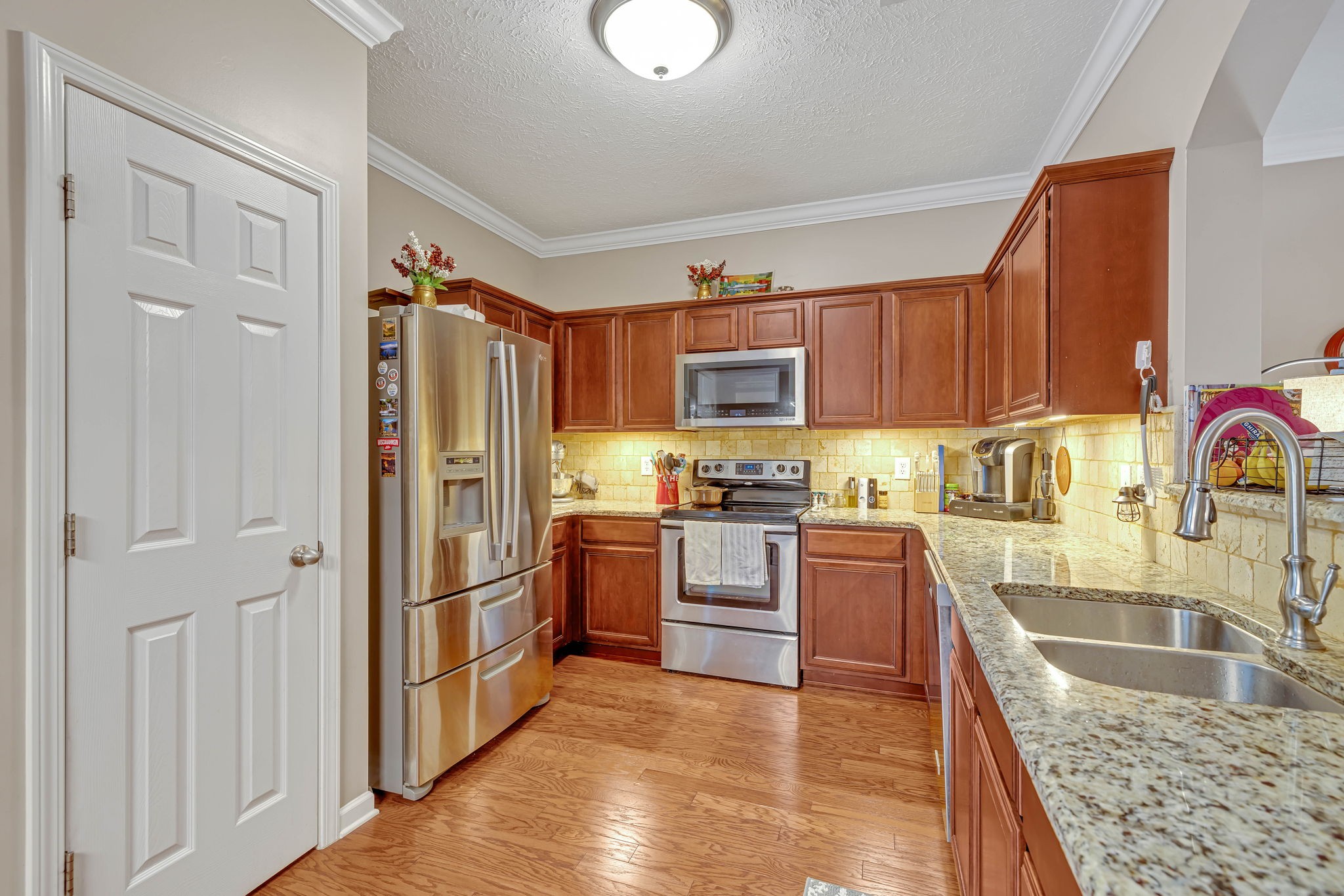 1340 Crown Point Pl