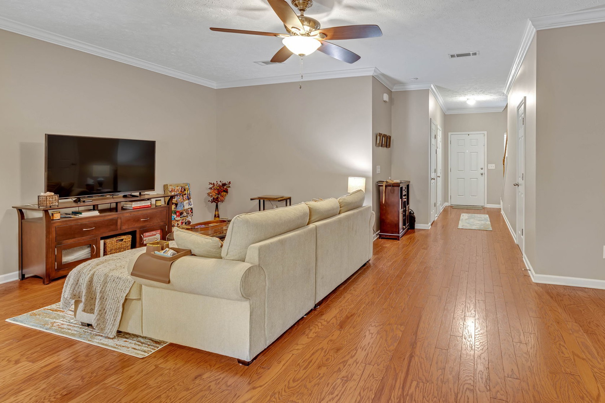 1340 Crown Point Pl