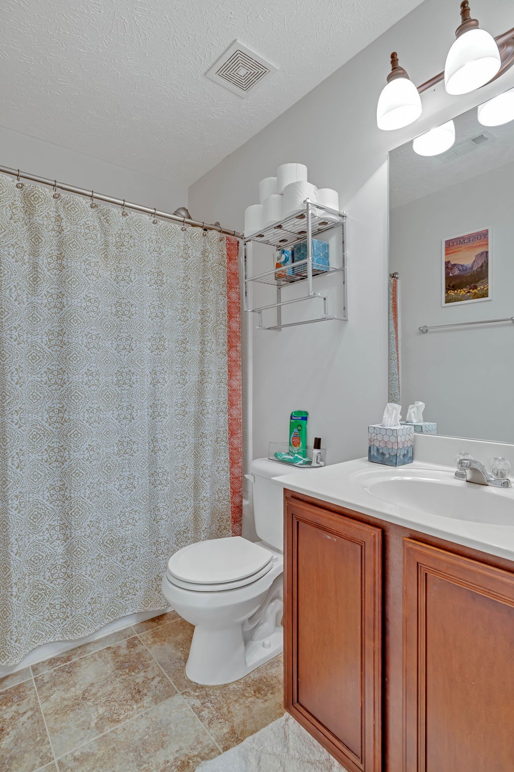 1340 Crown Point Pl