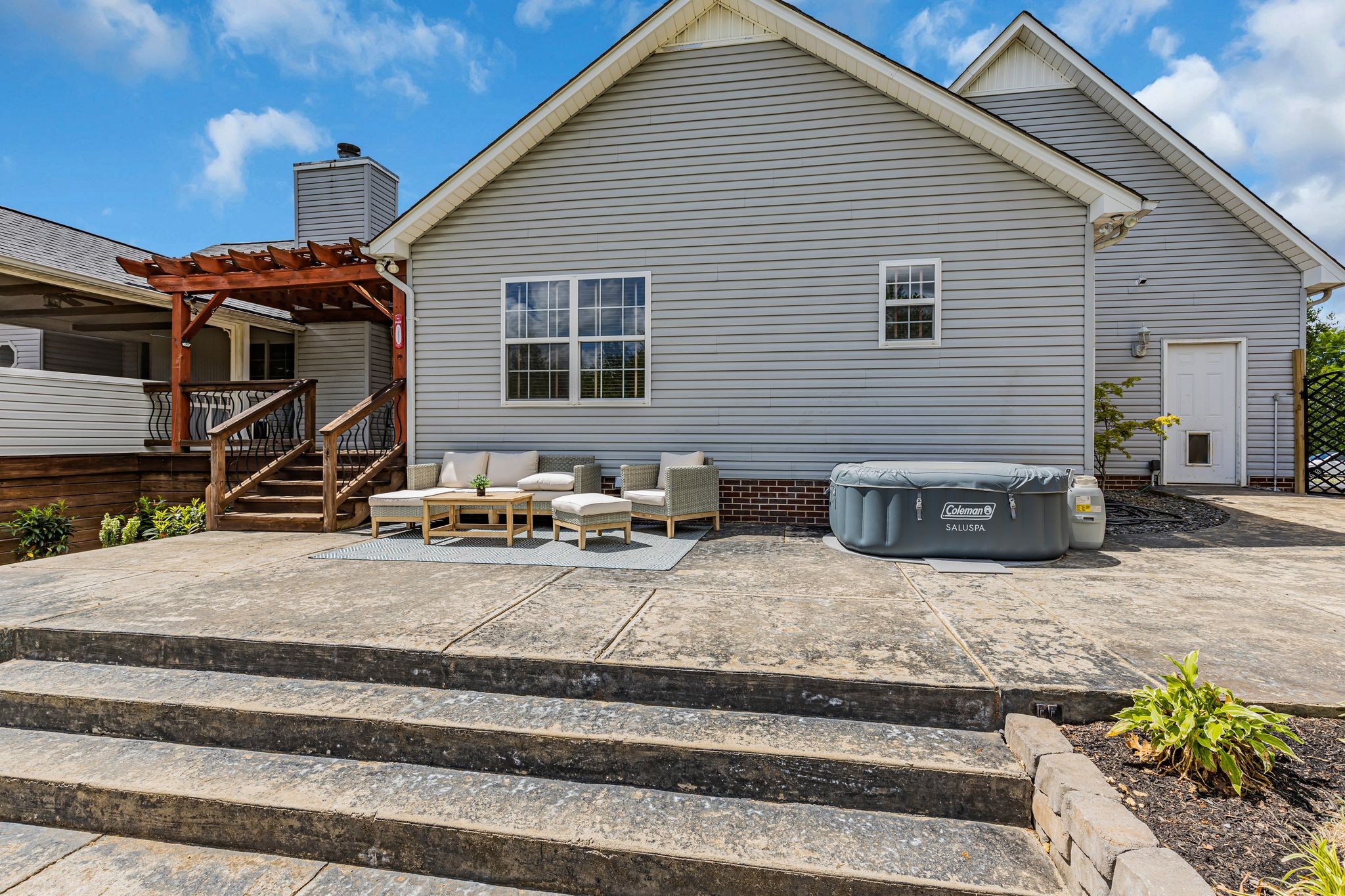 1029 Patriot Dr