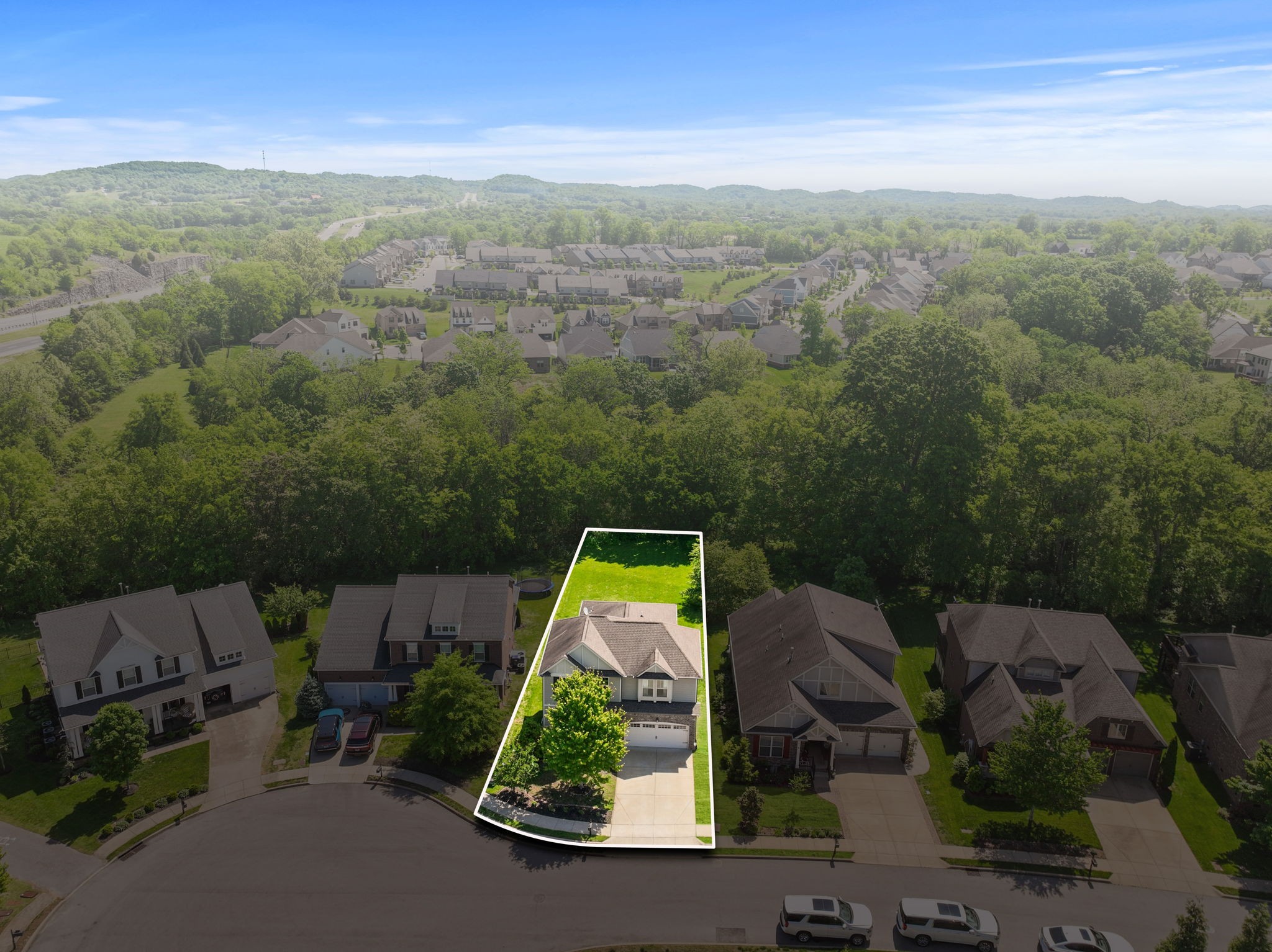 2156 Ravenscourt Dr