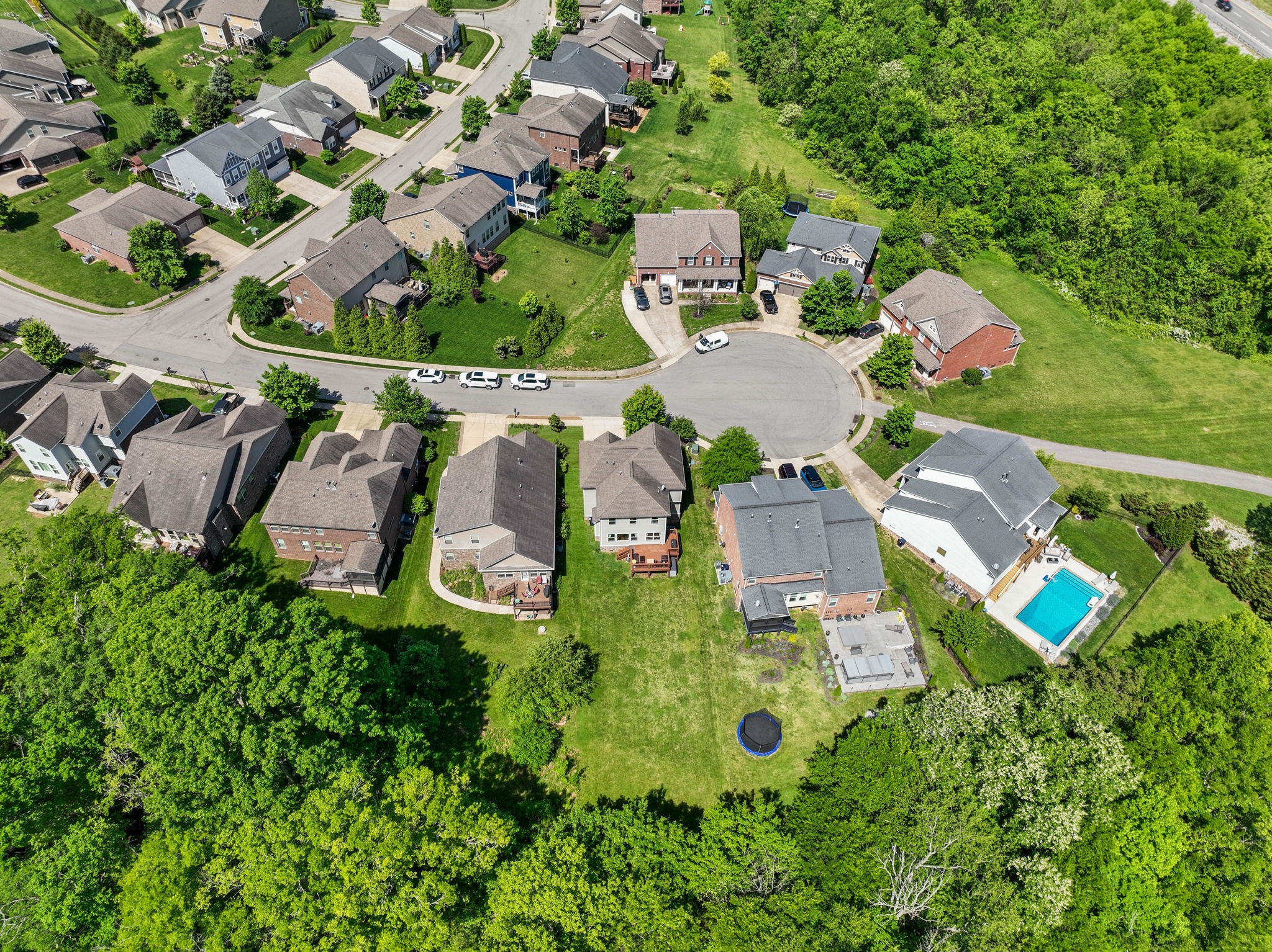 2156 Ravenscourt Dr