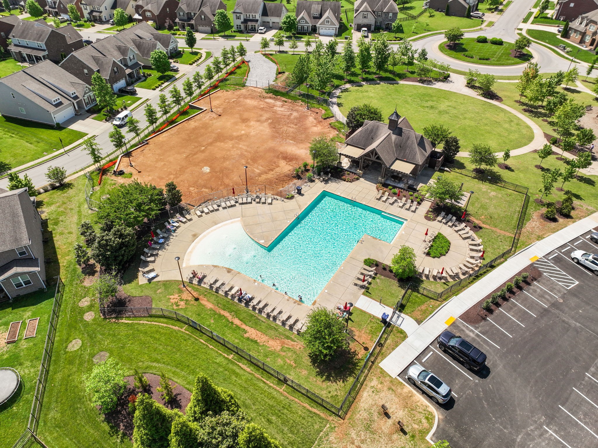 2156 Ravenscourt Dr
