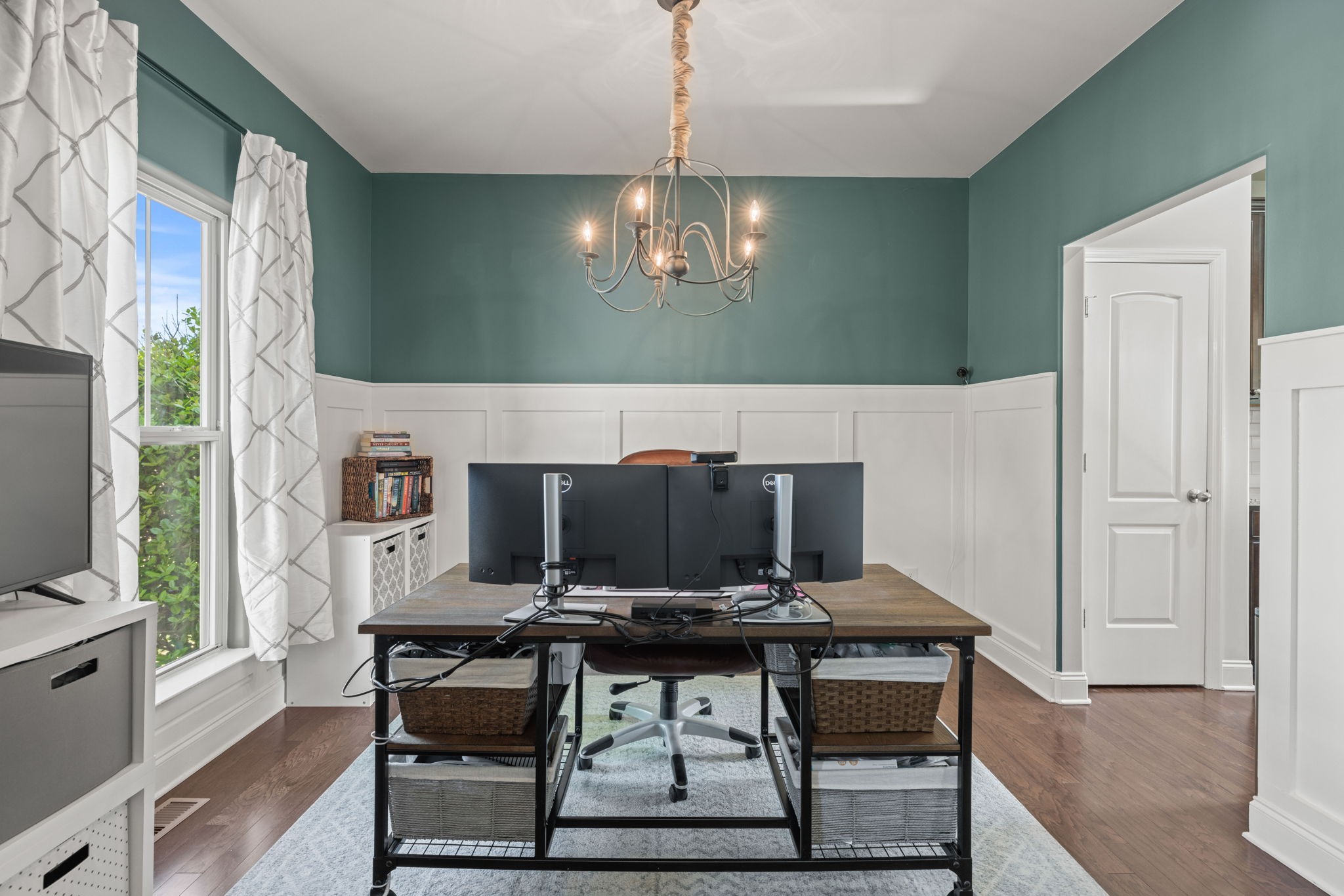 2156 Ravenscourt Dr