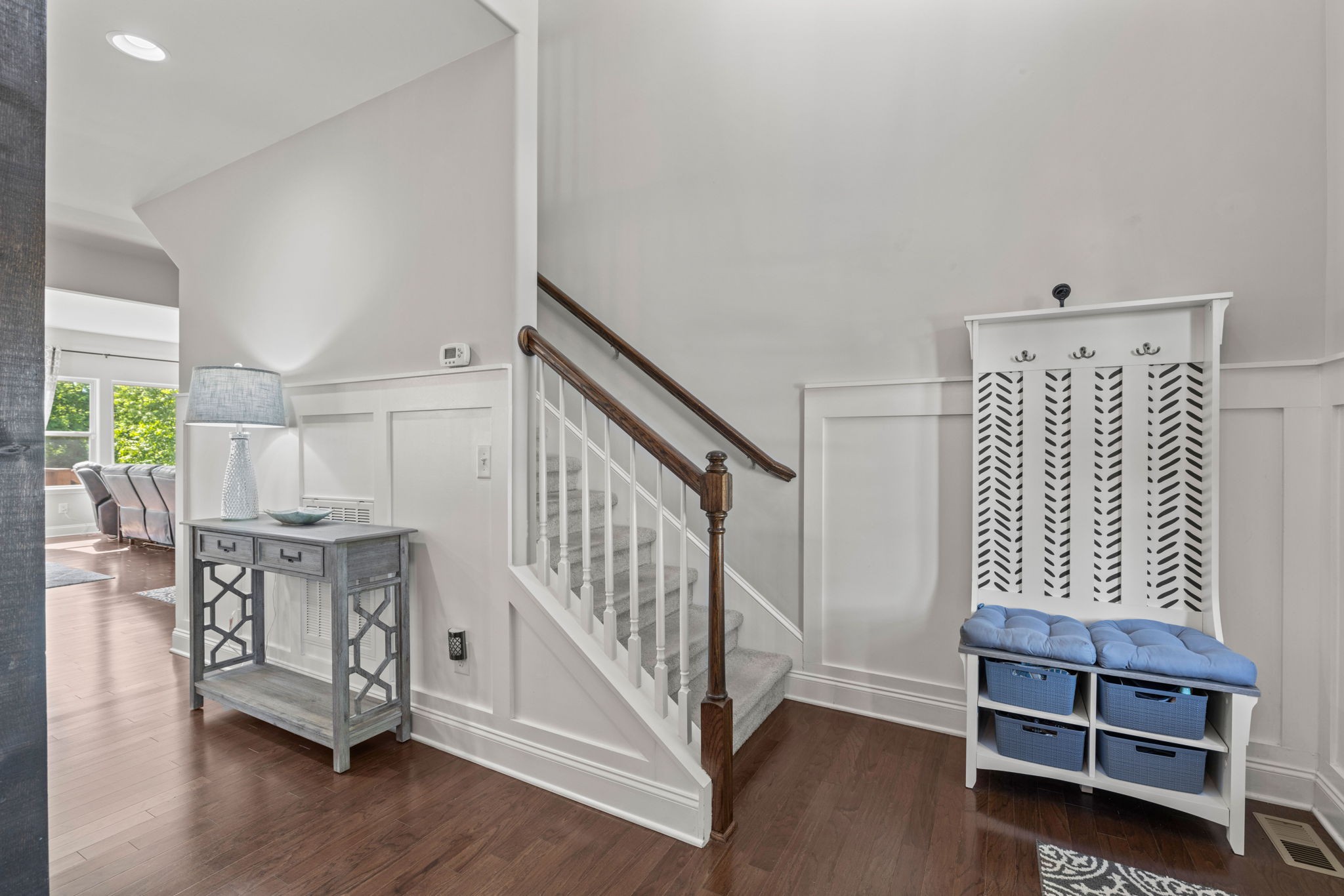 2156 Ravenscourt Dr