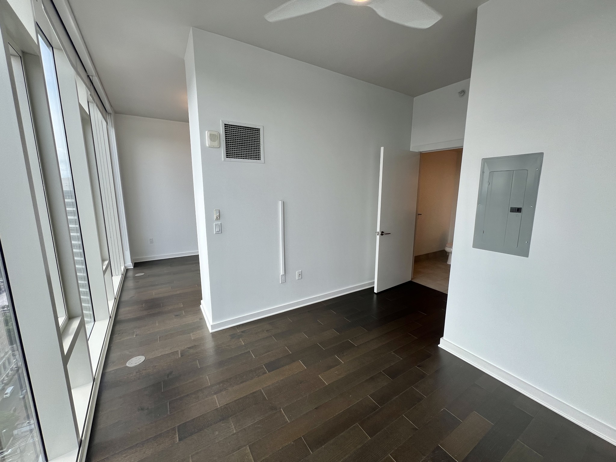 515 Church St Unit: 3111