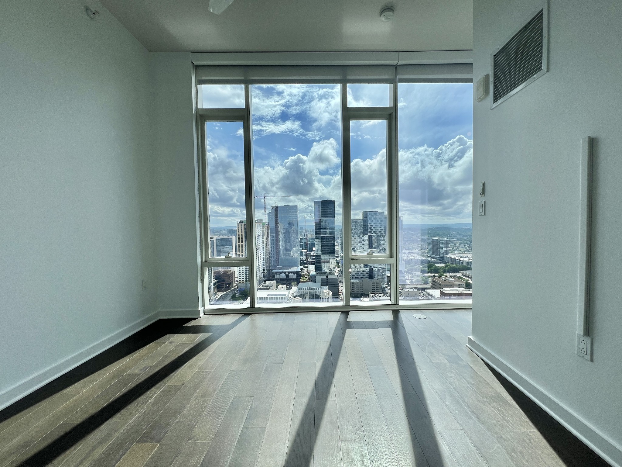 515 Church St Unit: 3111