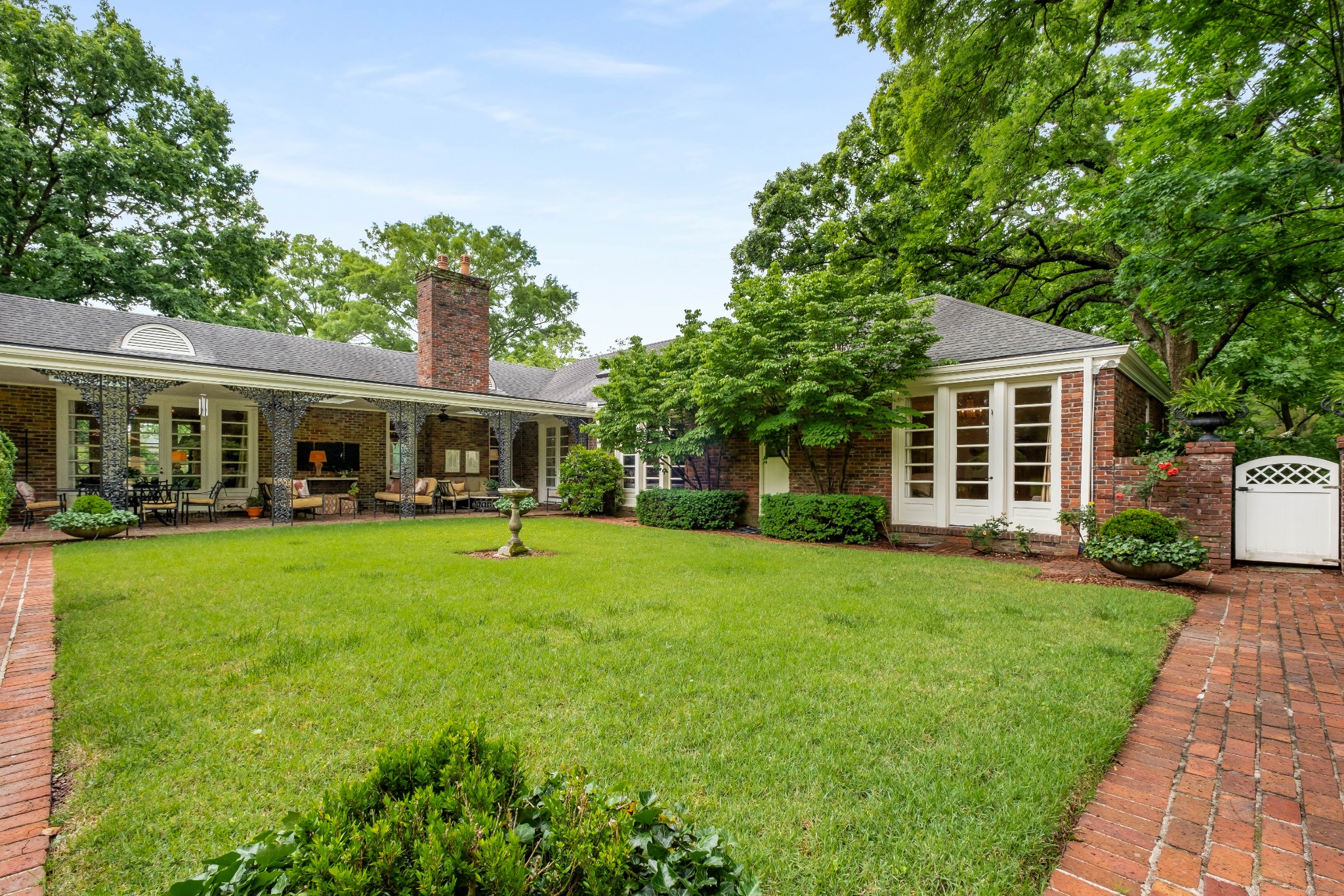 6117 Hickory Valley Rd