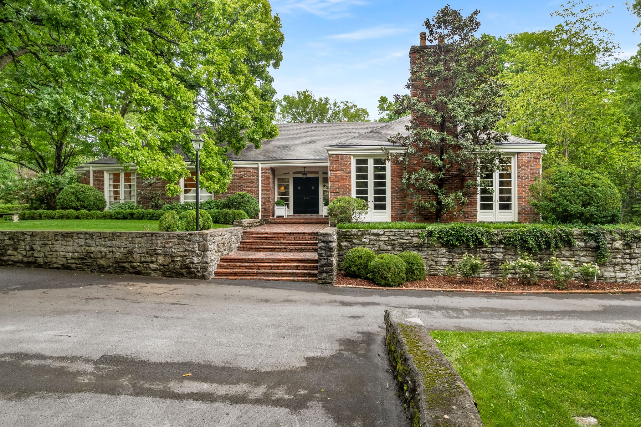 6117 Hickory Valley Rd