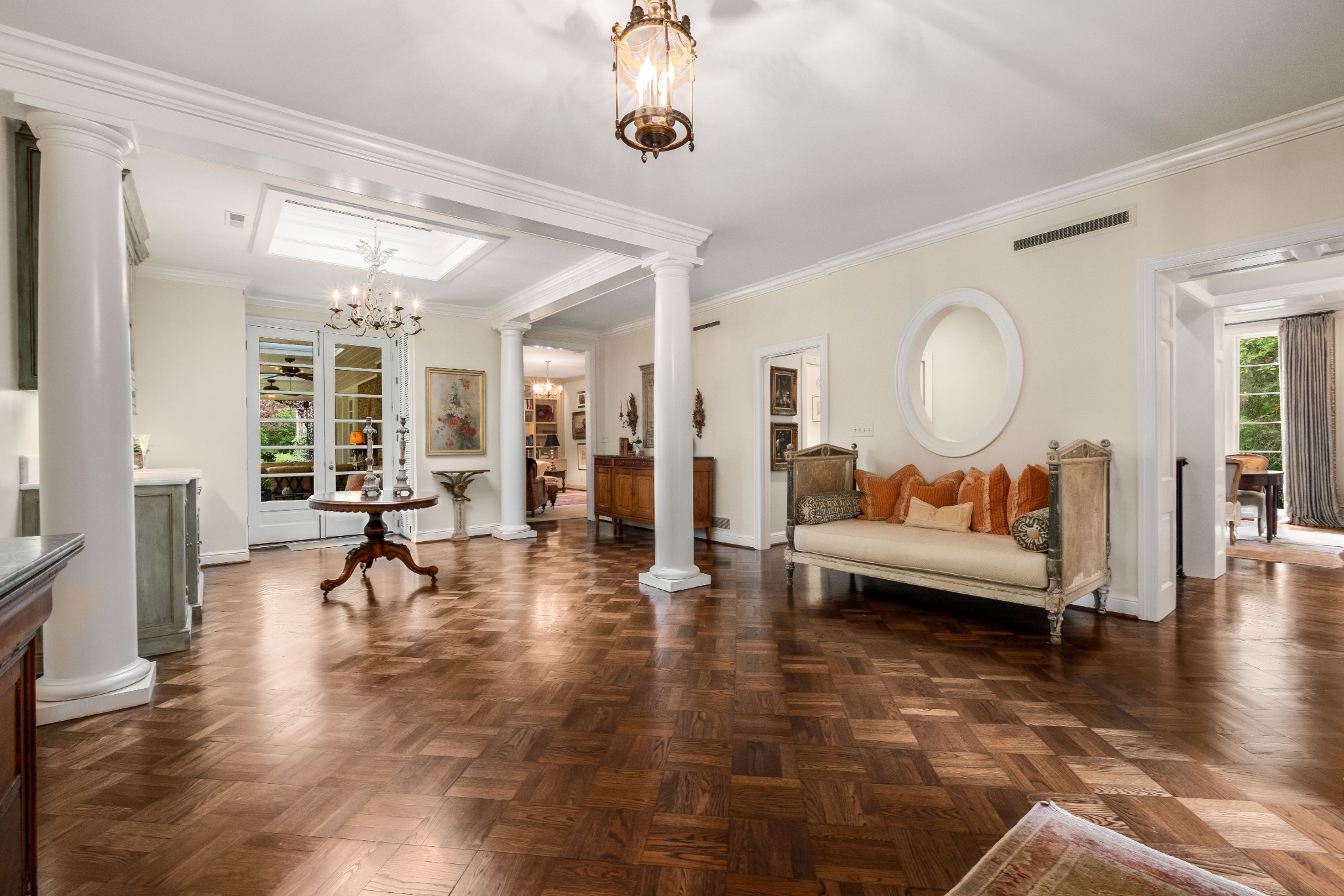 6117 Hickory Valley Rd