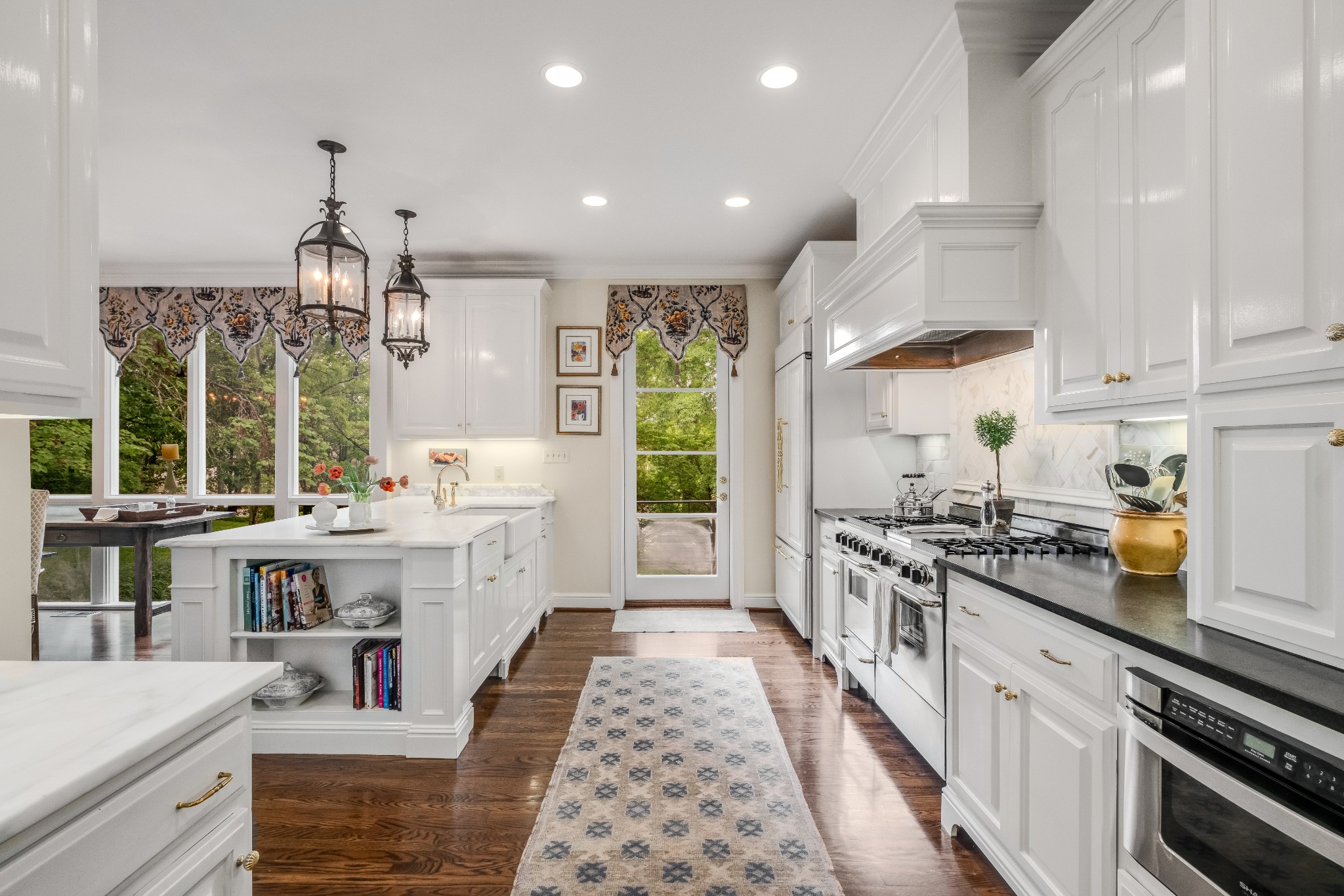 6117 Hickory Valley Rd