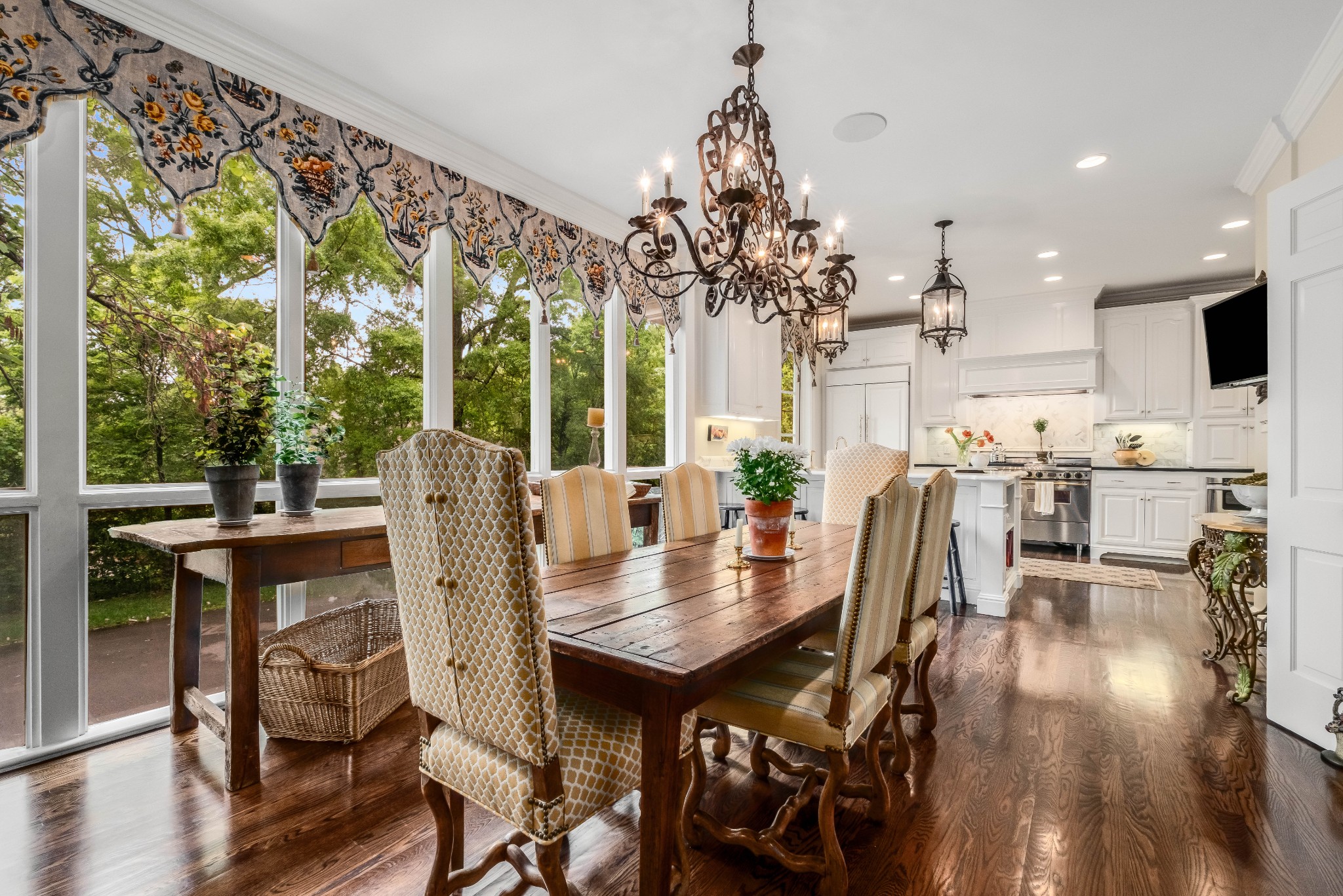 6117 Hickory Valley Rd