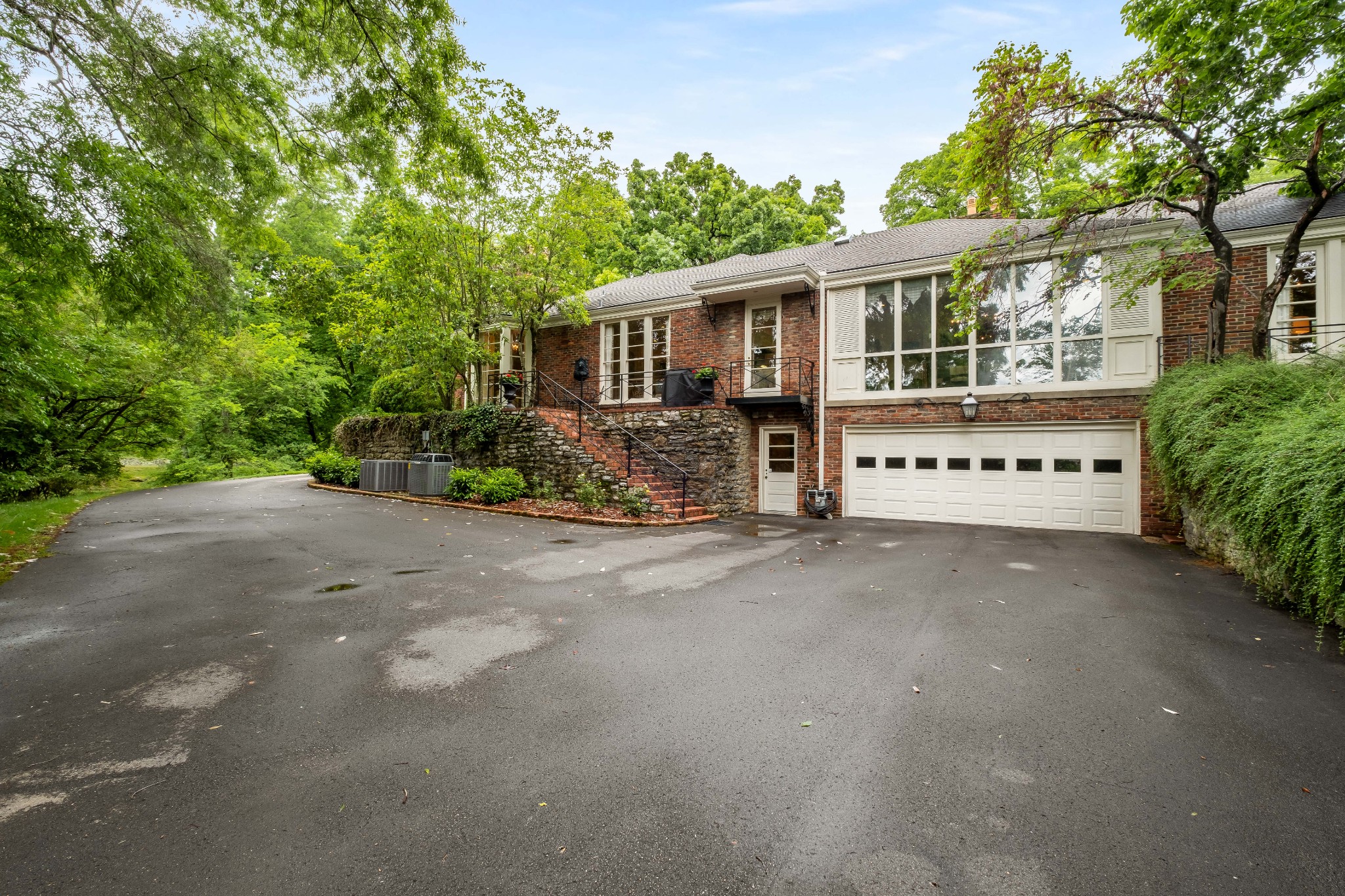 6117 Hickory Valley Rd