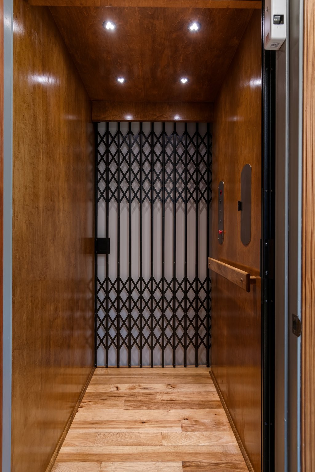 1008 Thornblade Drive