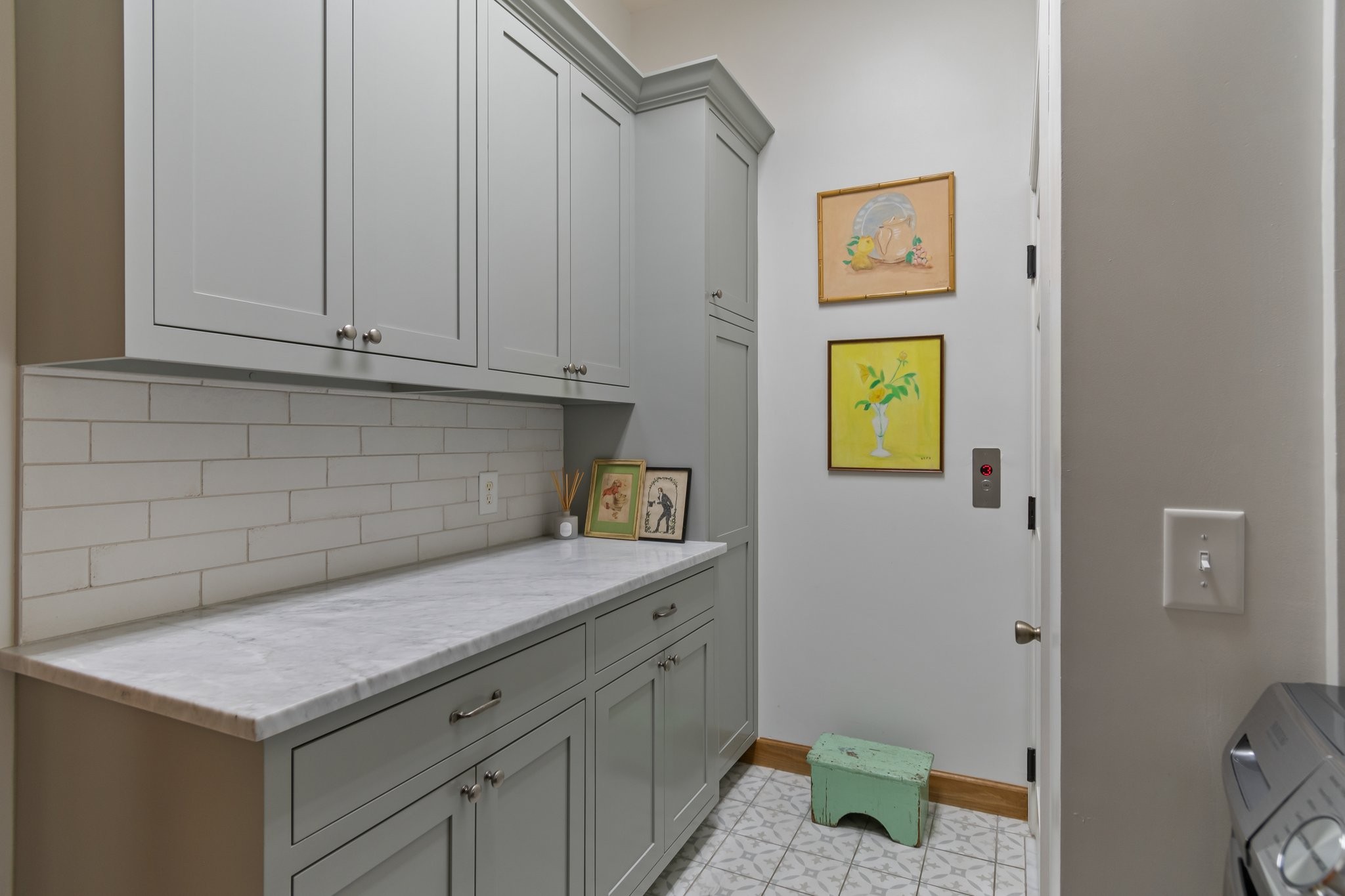 1008 Thornblade Drive