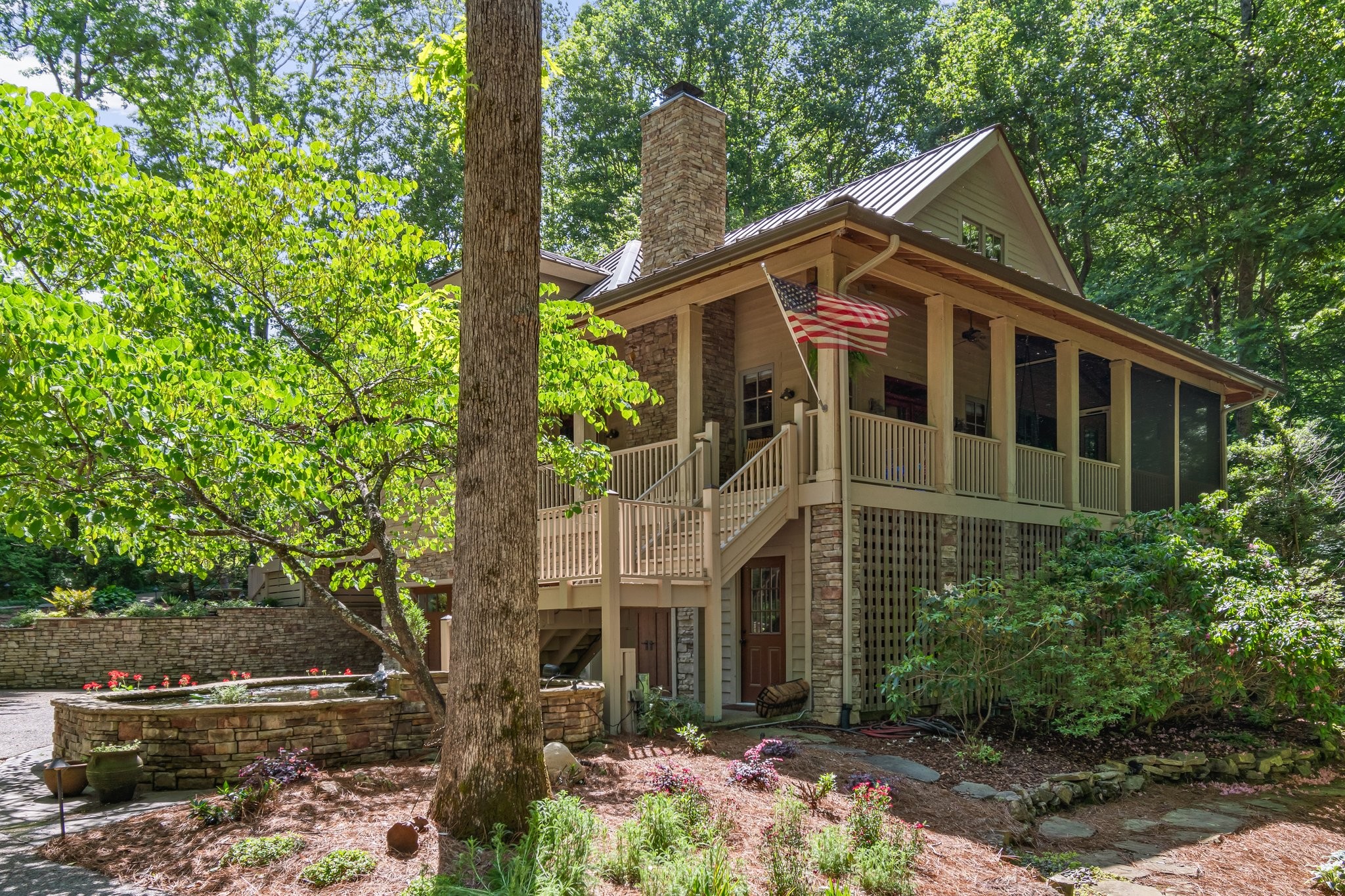 1008 Thornblade Drive