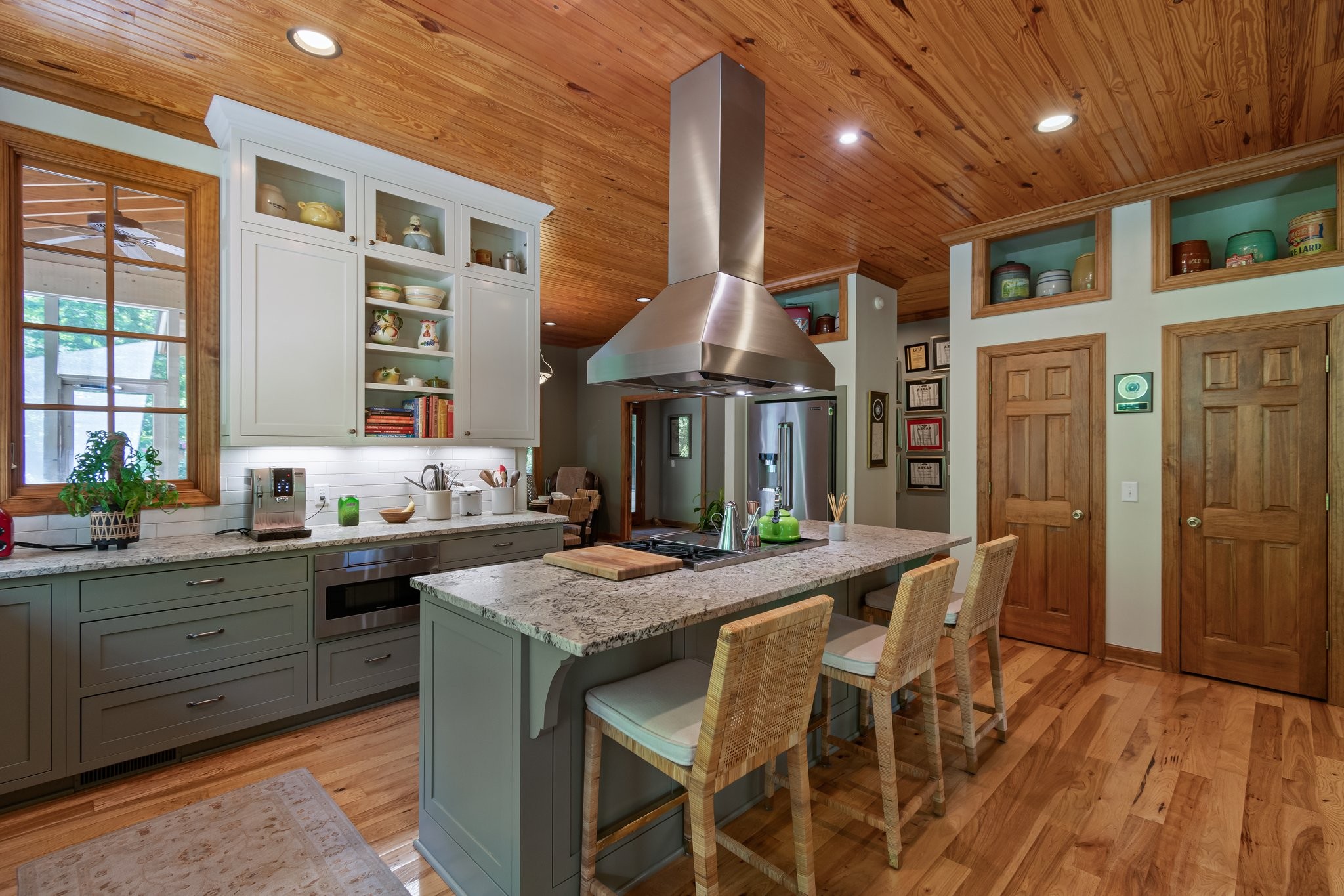 1008 Thornblade Drive