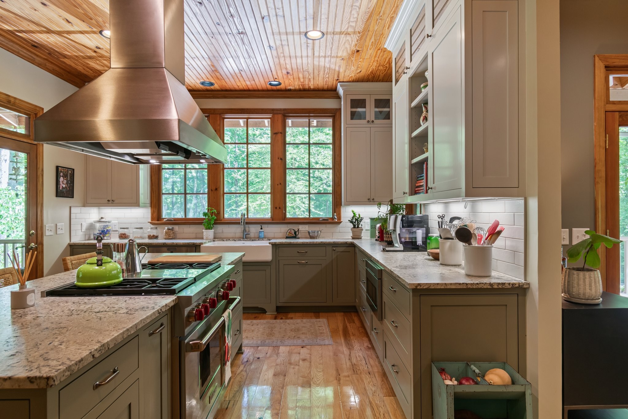 1008 Thornblade Drive