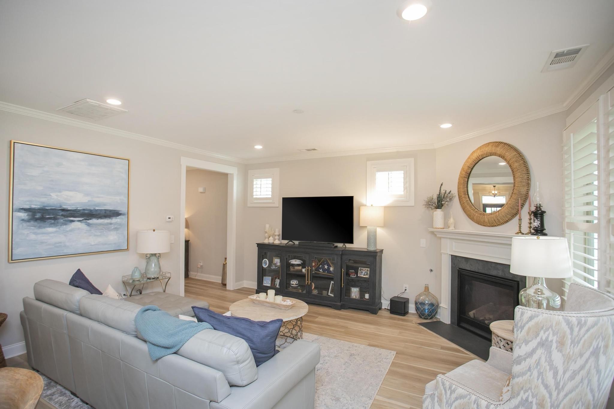 2779 Americus Dr