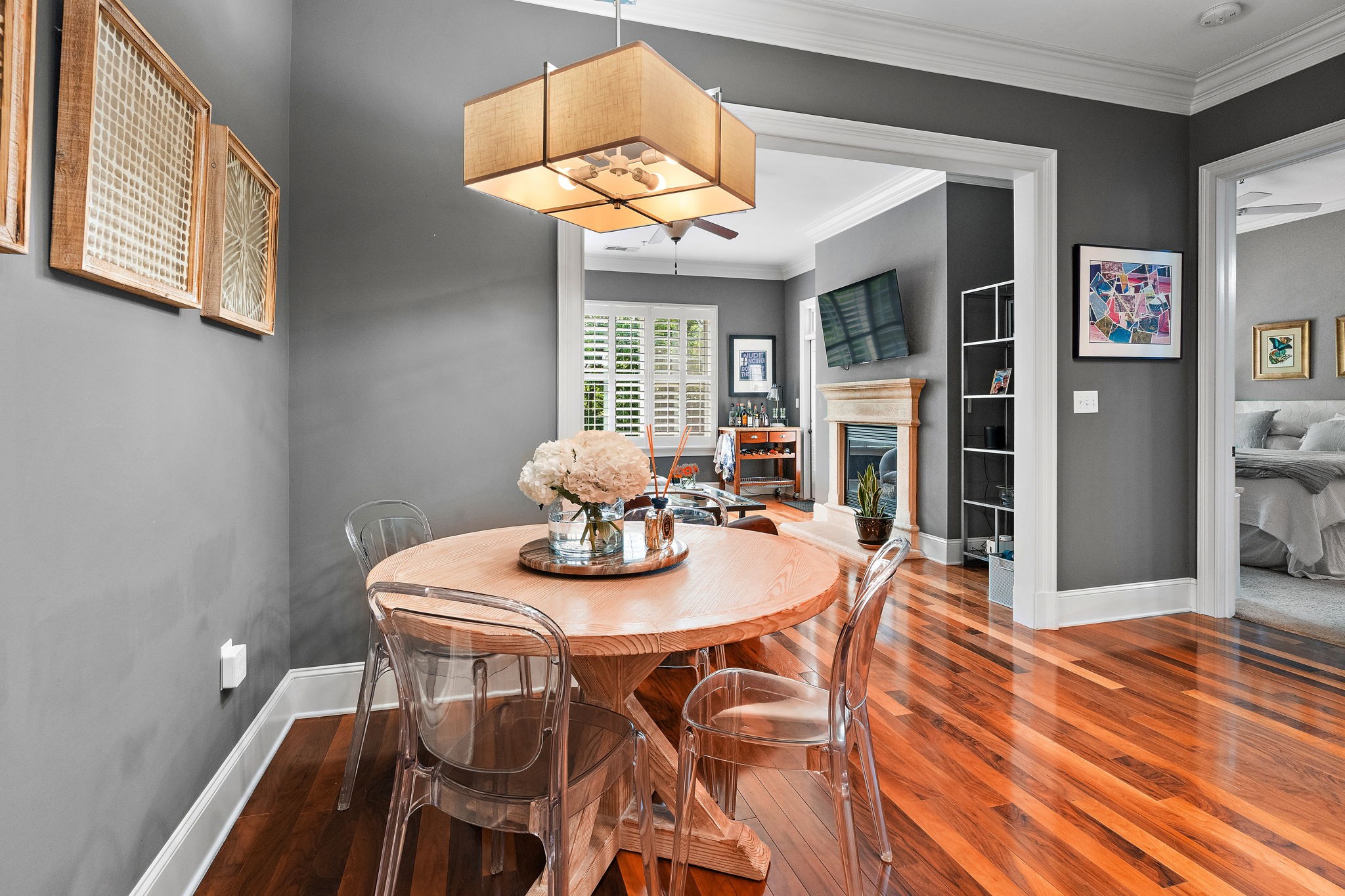 4120 Ridgefield Dr Unit: 212