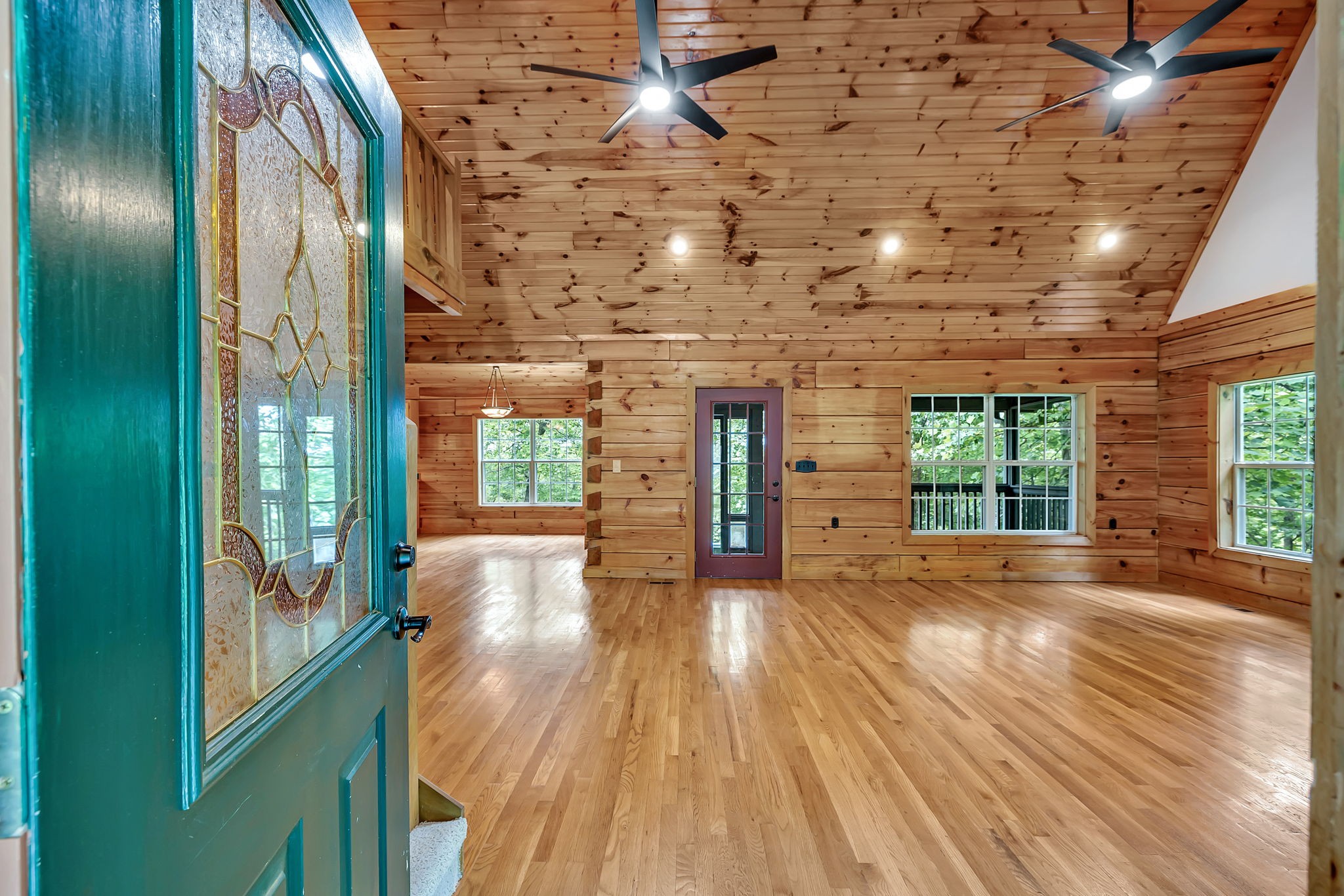 4491 Poplar Ln