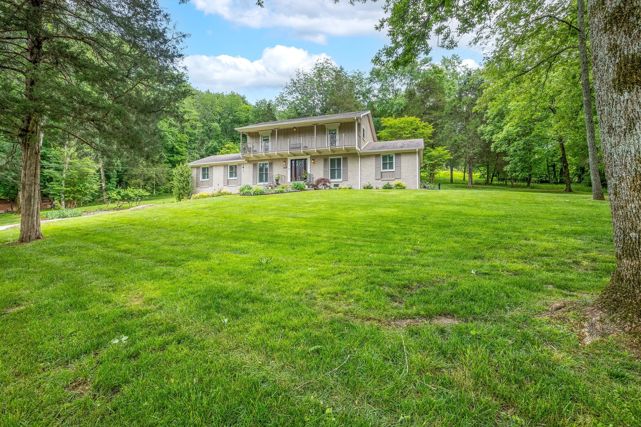 2108 Stonewall Jackson Dr