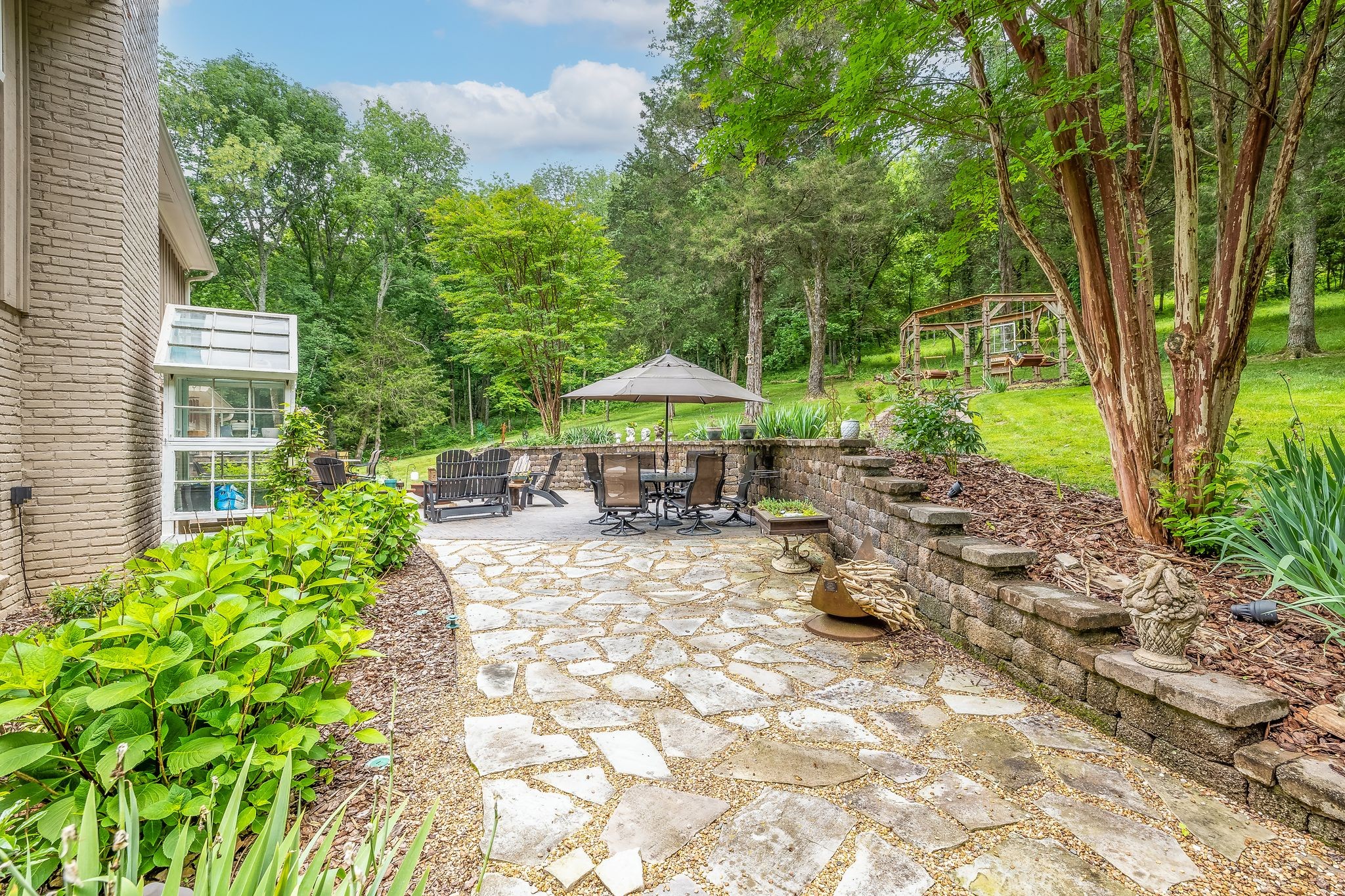 2108 Stonewall Jackson Dr