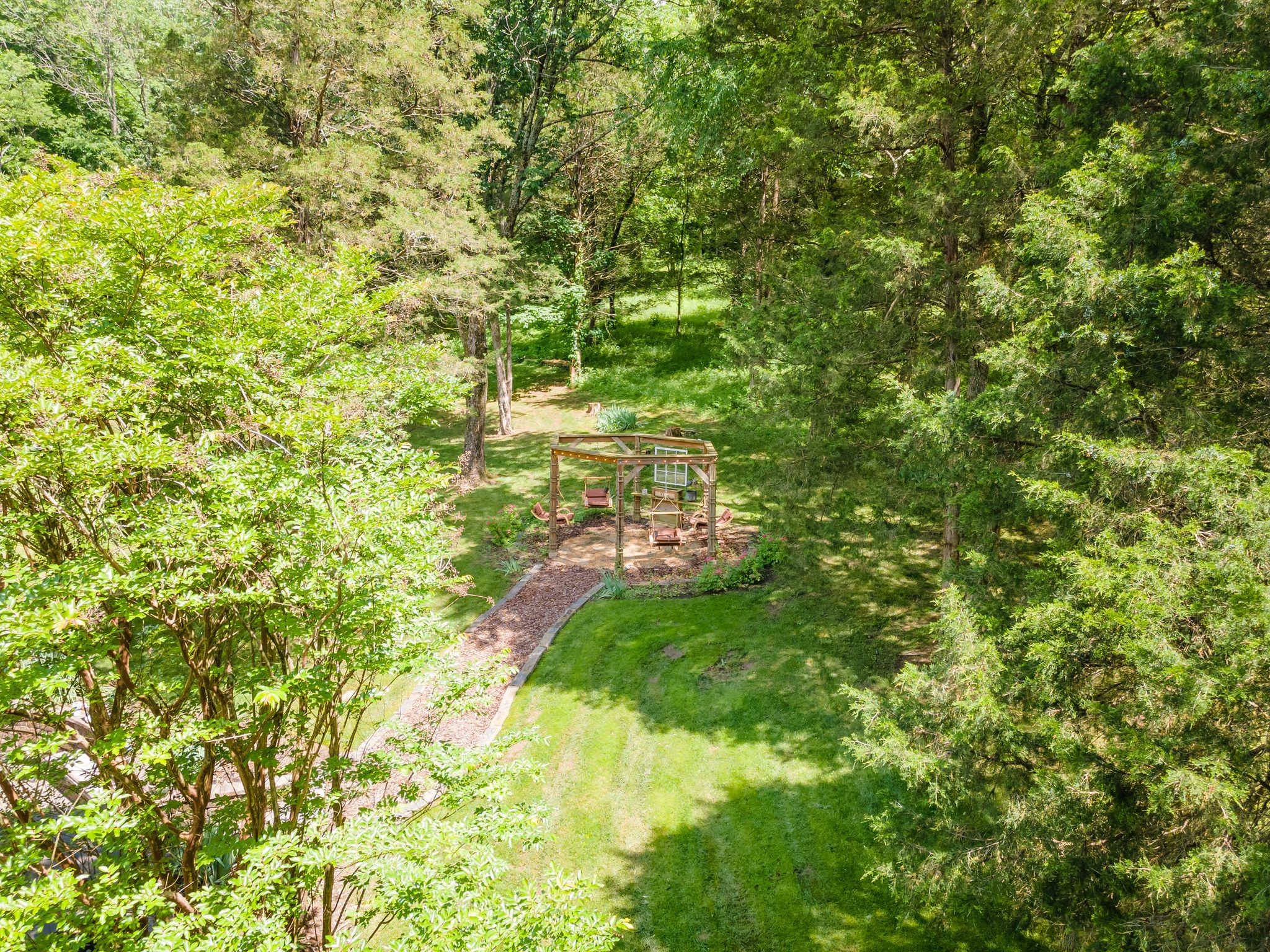 2108 Stonewall Jackson Dr